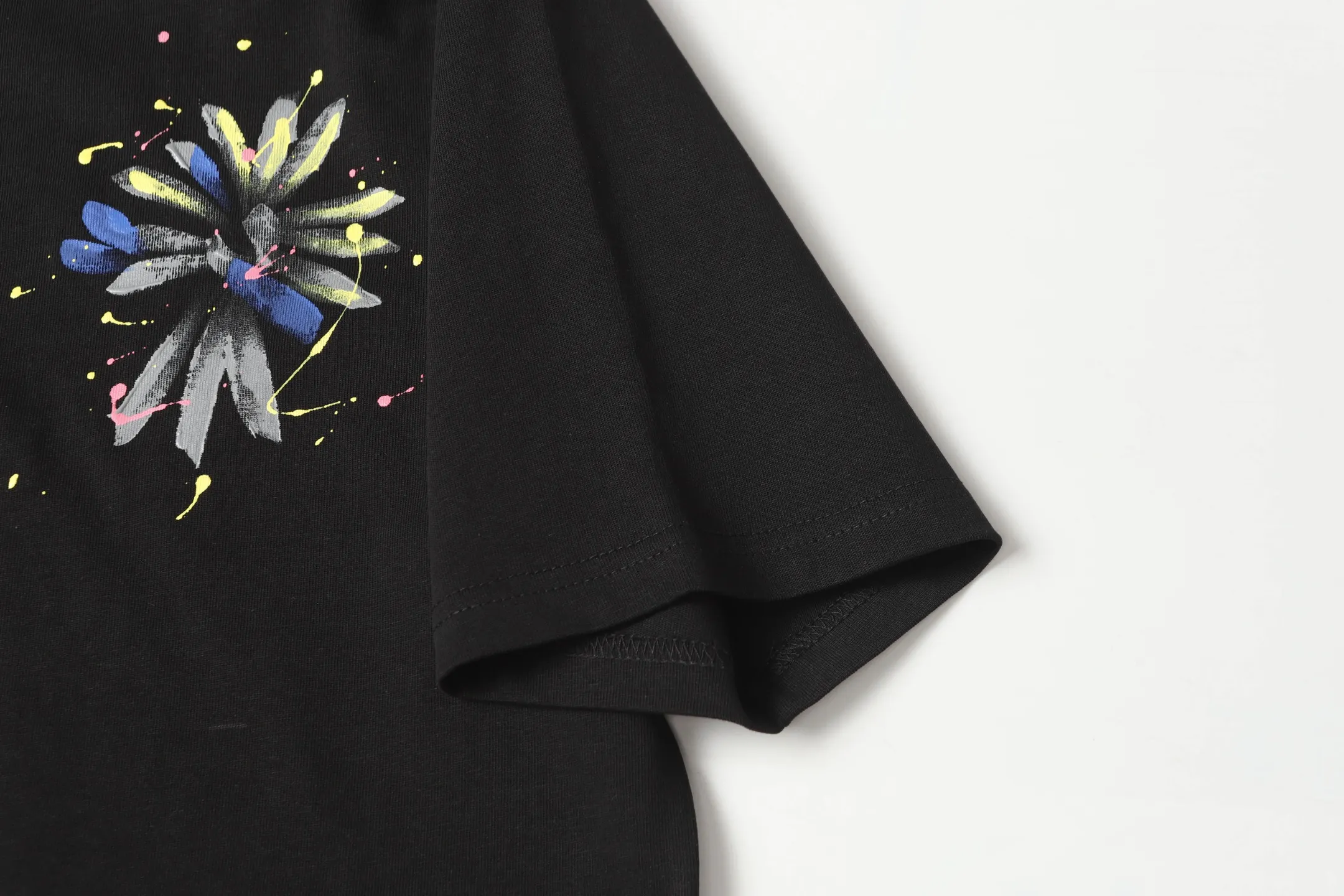 Hand-Painted Cross Print Cotton T-Shirt D10514042 — view 6