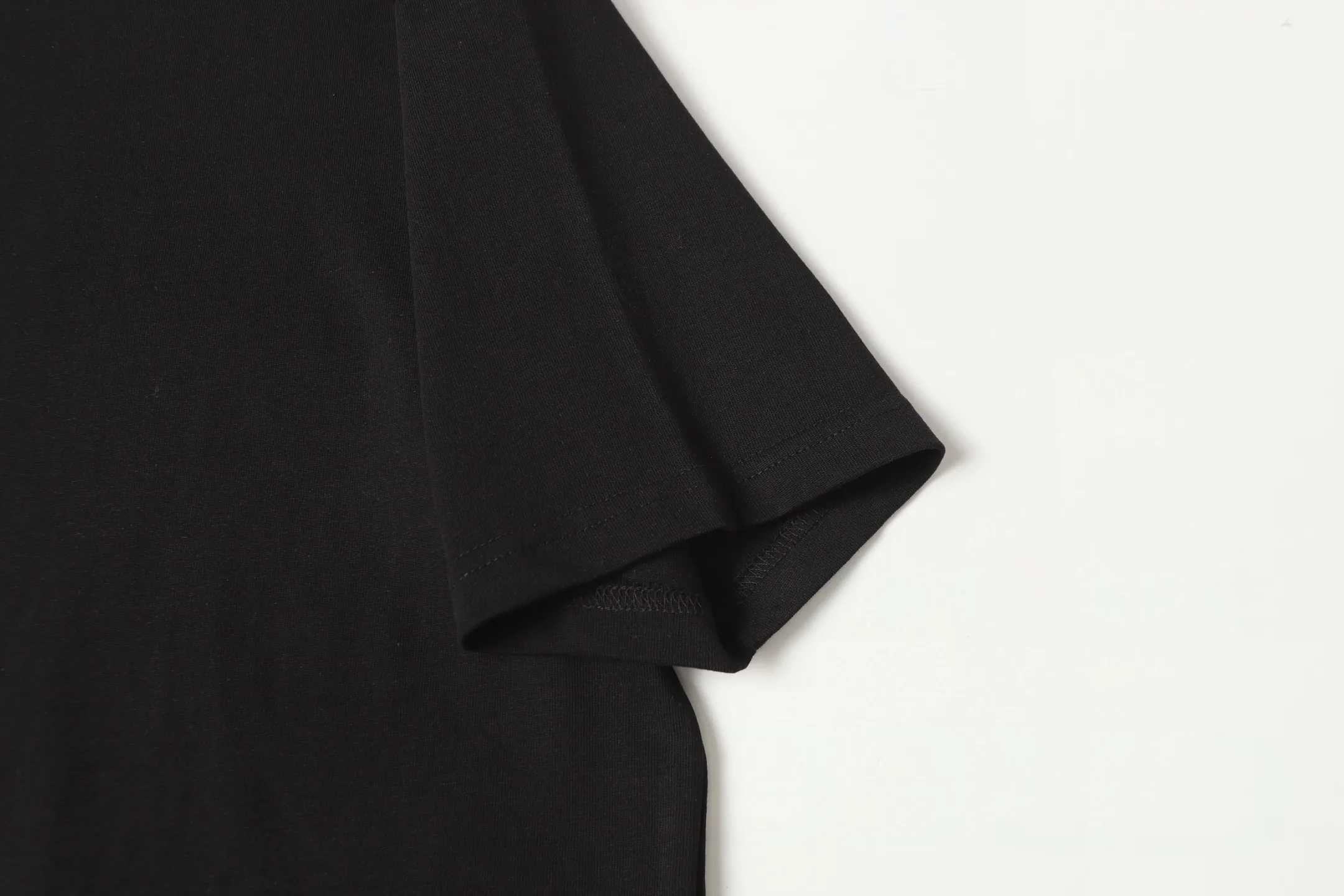Leather Cross Patch Oversized T-Shirt D10014063 — view 5