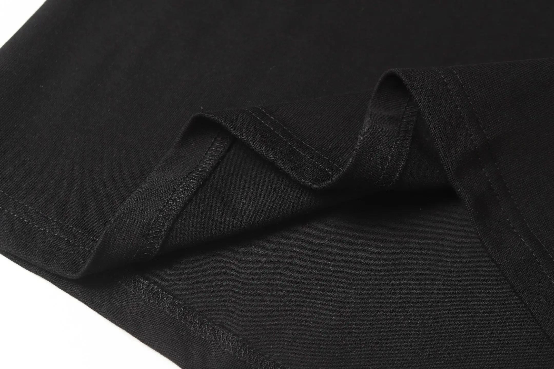 Leather Cross Patch Oversized T-Shirt D10014063 — view 9