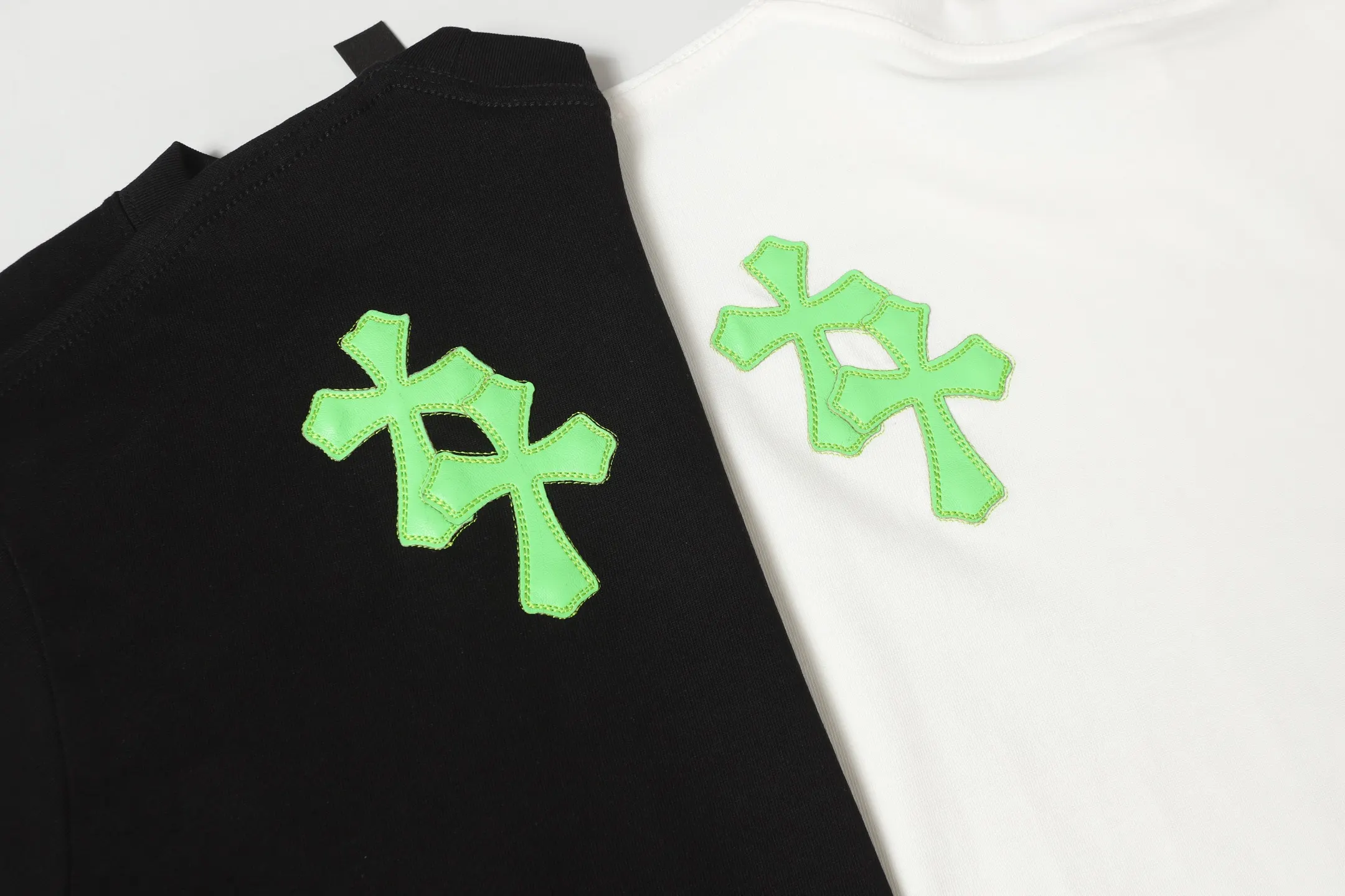 Cross Patch Oversized Cotton T-Shirt D10014064 — view 6