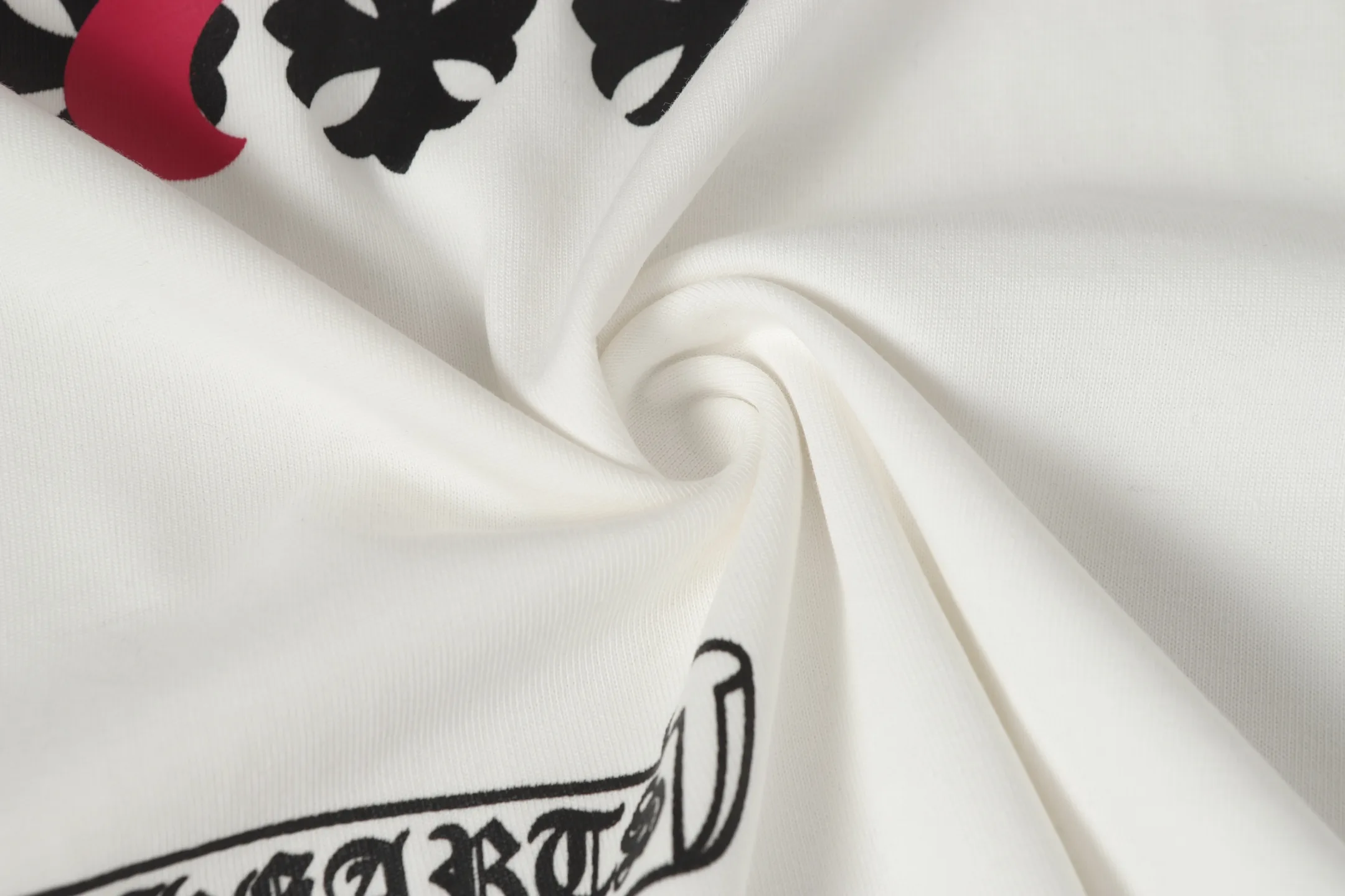 Dagger Crest Print Cotton T-Shirt D9514006 — view 9
