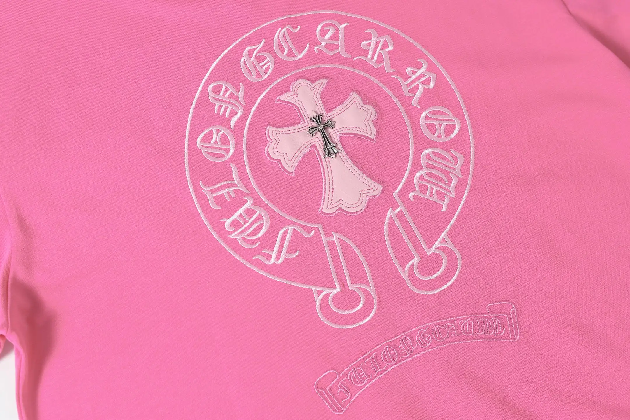 Horseshoe Embroidered Cotton T-Shirt D10013932 — view 11