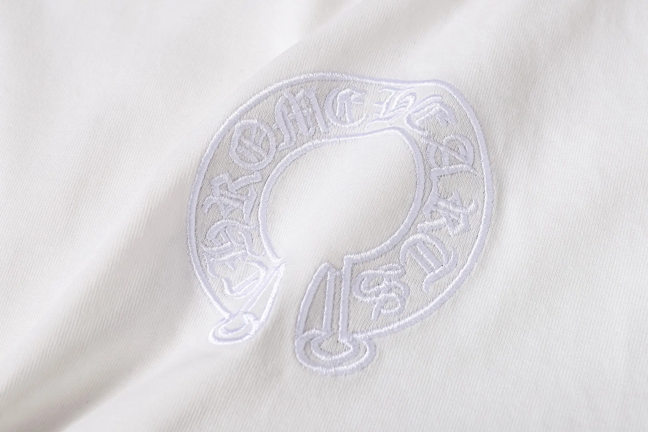 Embroidered Cross Patch Oversized T-Shirt D10014067 — view 5