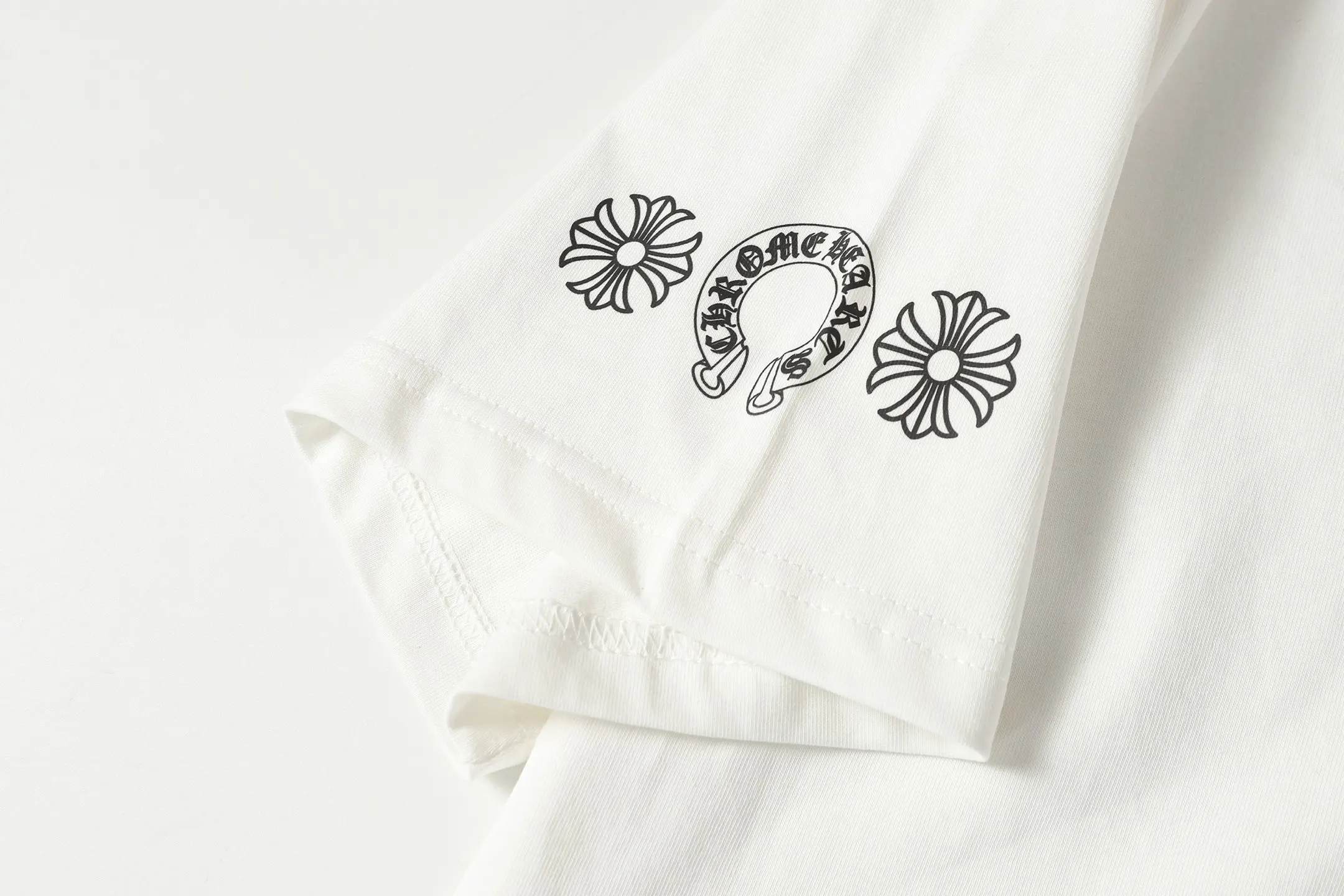 Chrome Hearts Horseshoe Logo Printed T-Shirt D10014096 — view 7