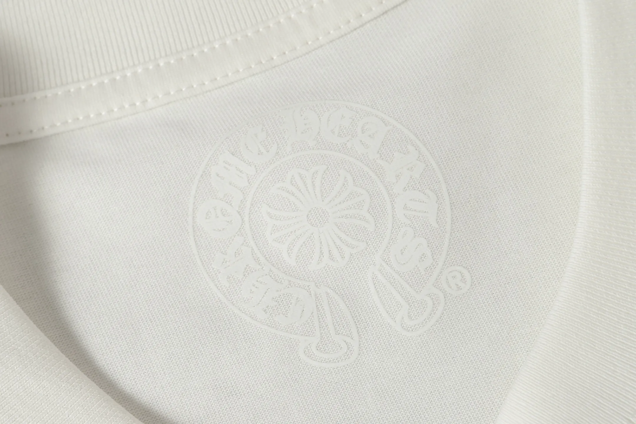 City Limited Horseshoe Graphic T-Shirt D9513937 — view 5