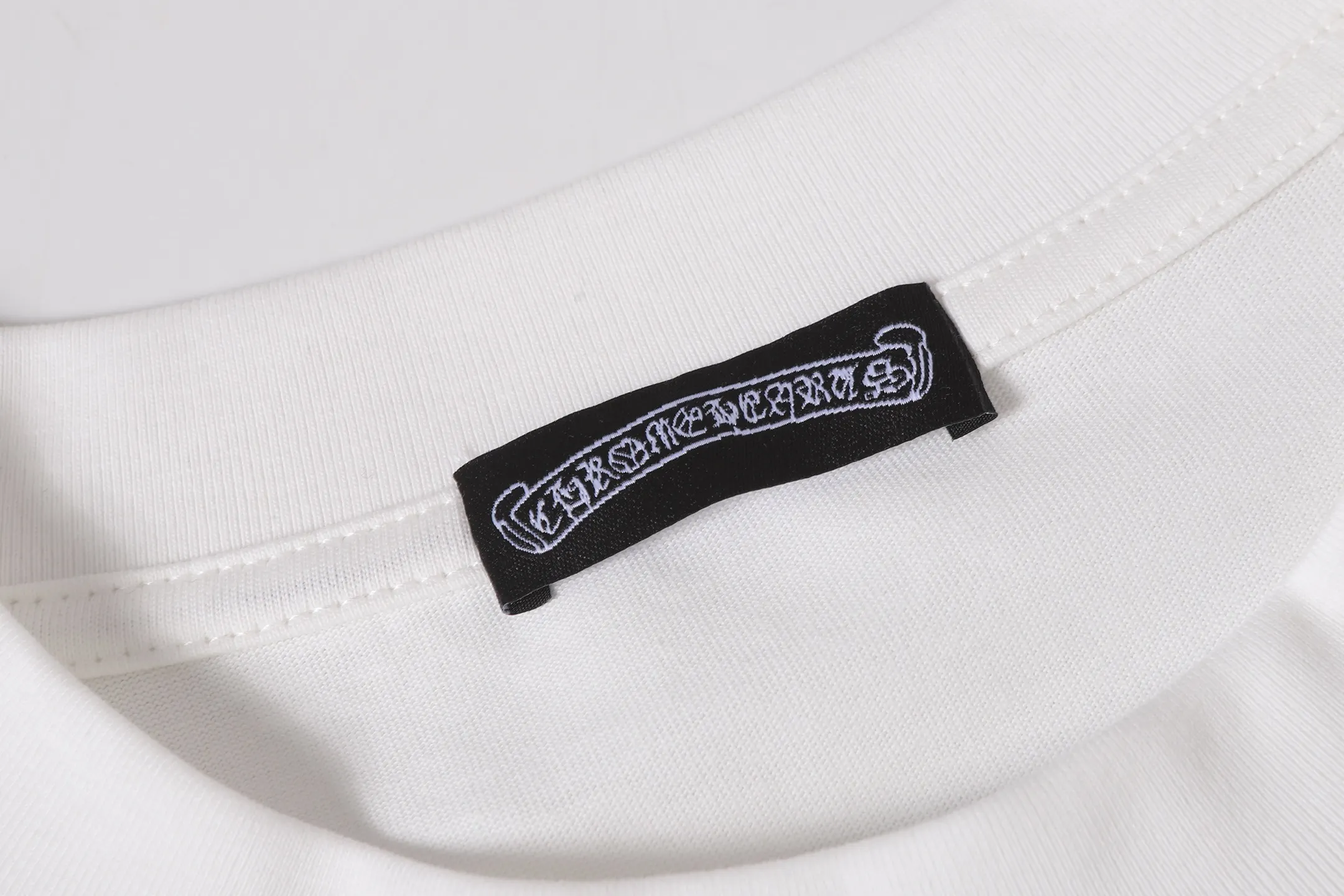 Chrome Hearts Caution Lips Graphic T-Shirt D10014070 — view 5