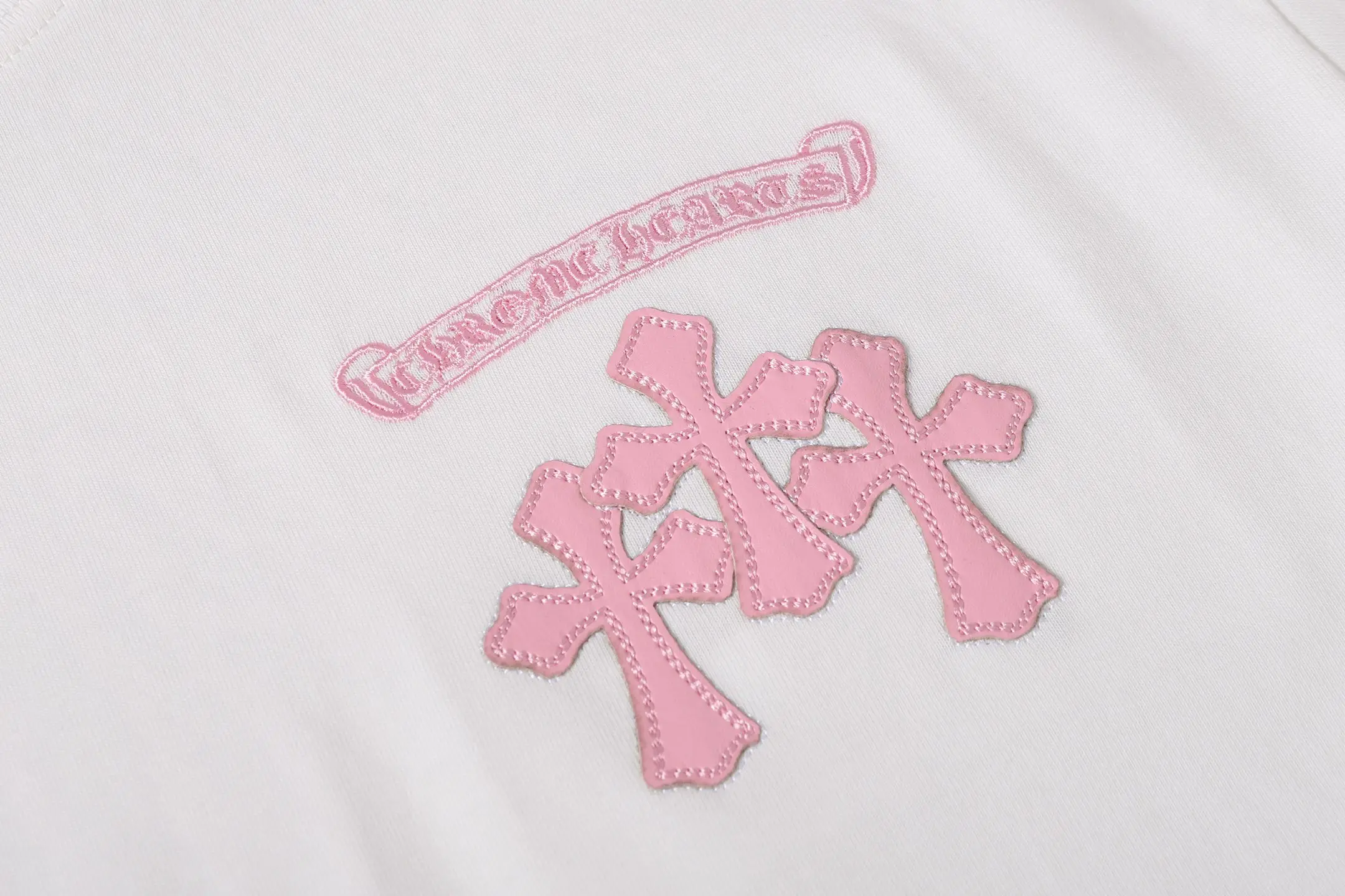Chrome Hearts Caution Lips Graphic T-Shirt D10014070 — view 6