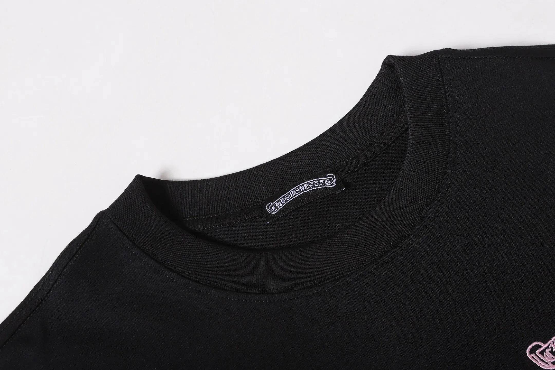 Caution Graffiti Embroidered Cotton T-Shirt D10014069 — view 4