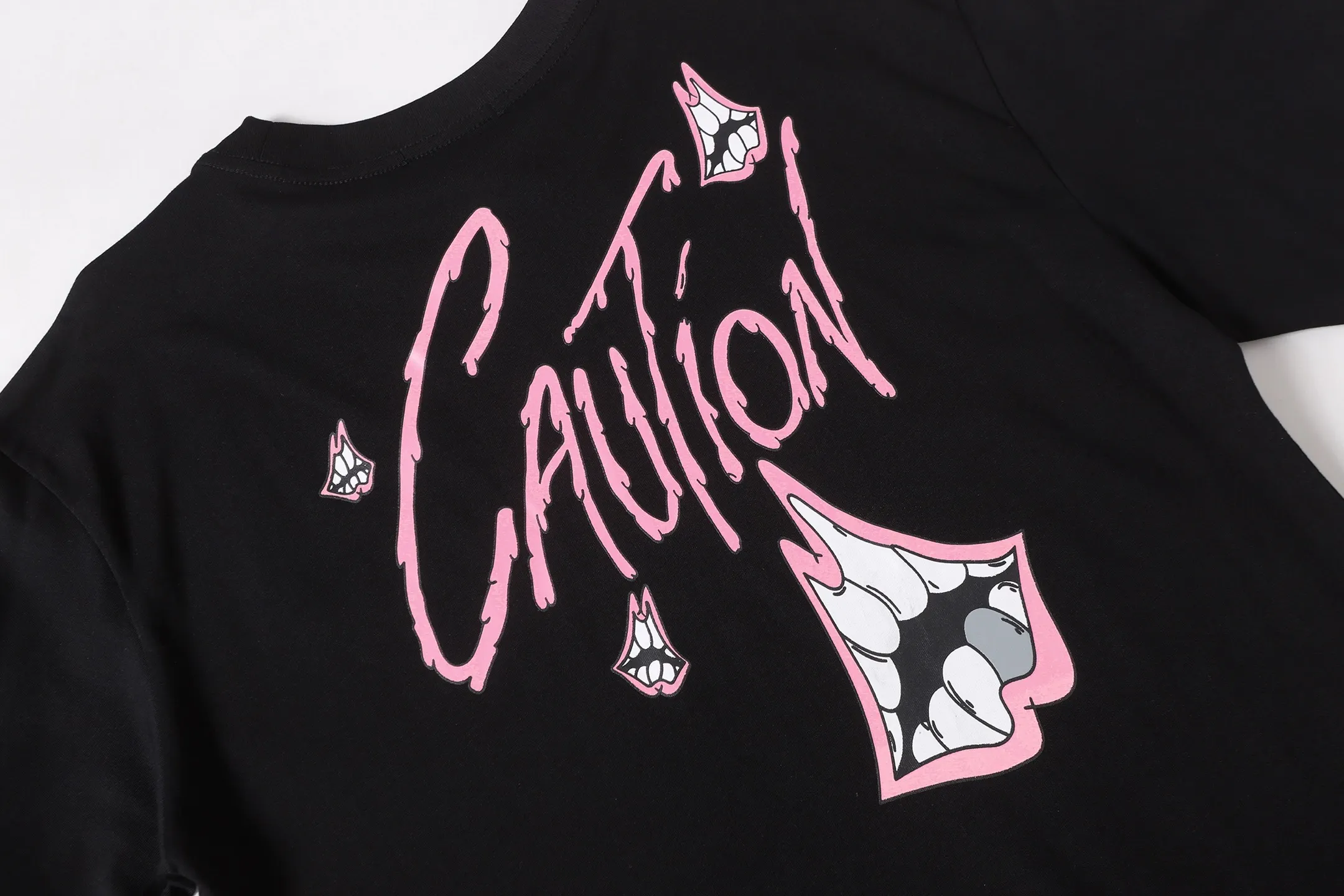 Caution Graffiti Embroidered Cotton T-Shirt D10014069 — view 9