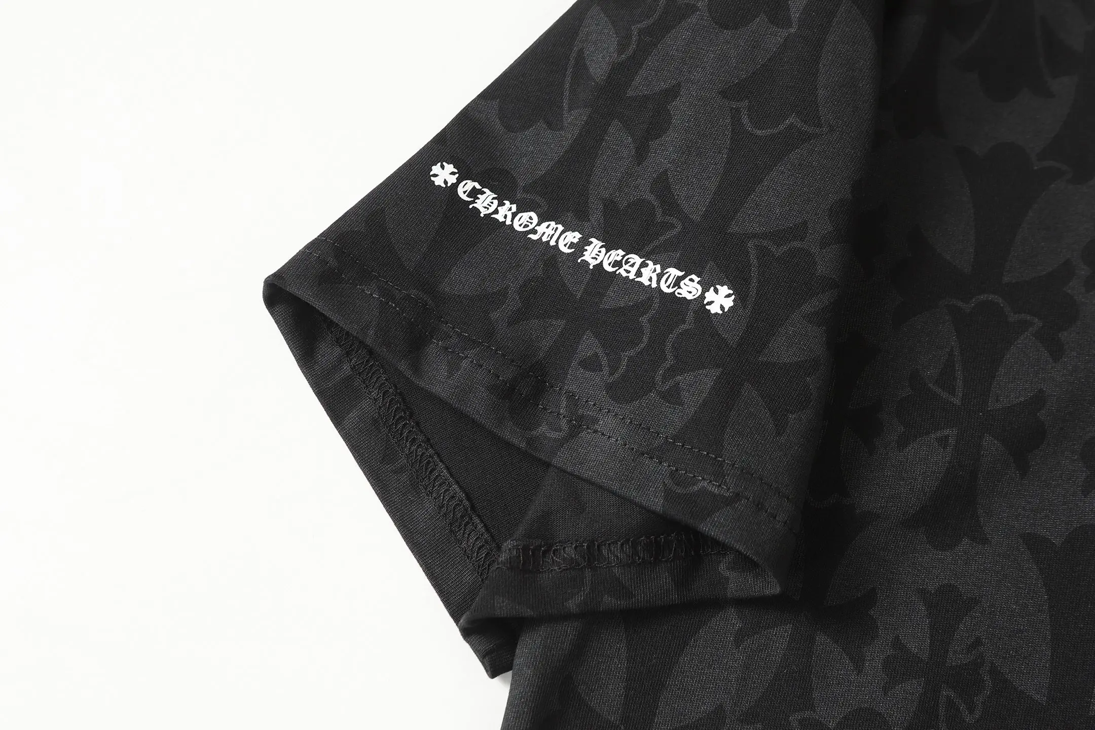 Monogram Cross Print Oversized T-Shirt D10513913 — view 7