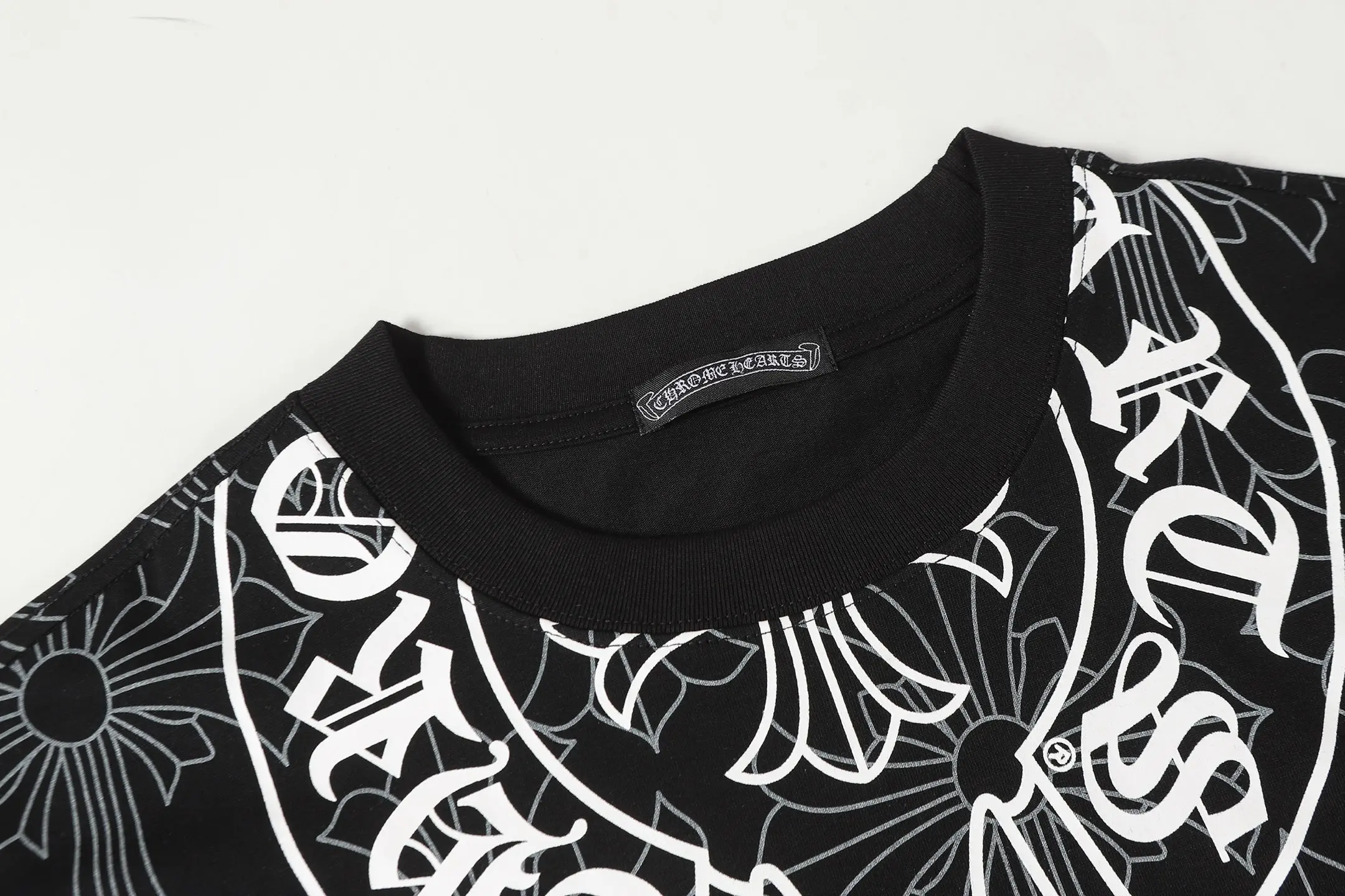 Monogram Horseshoe Print Oversized T-Shirt D10513914 — view 4