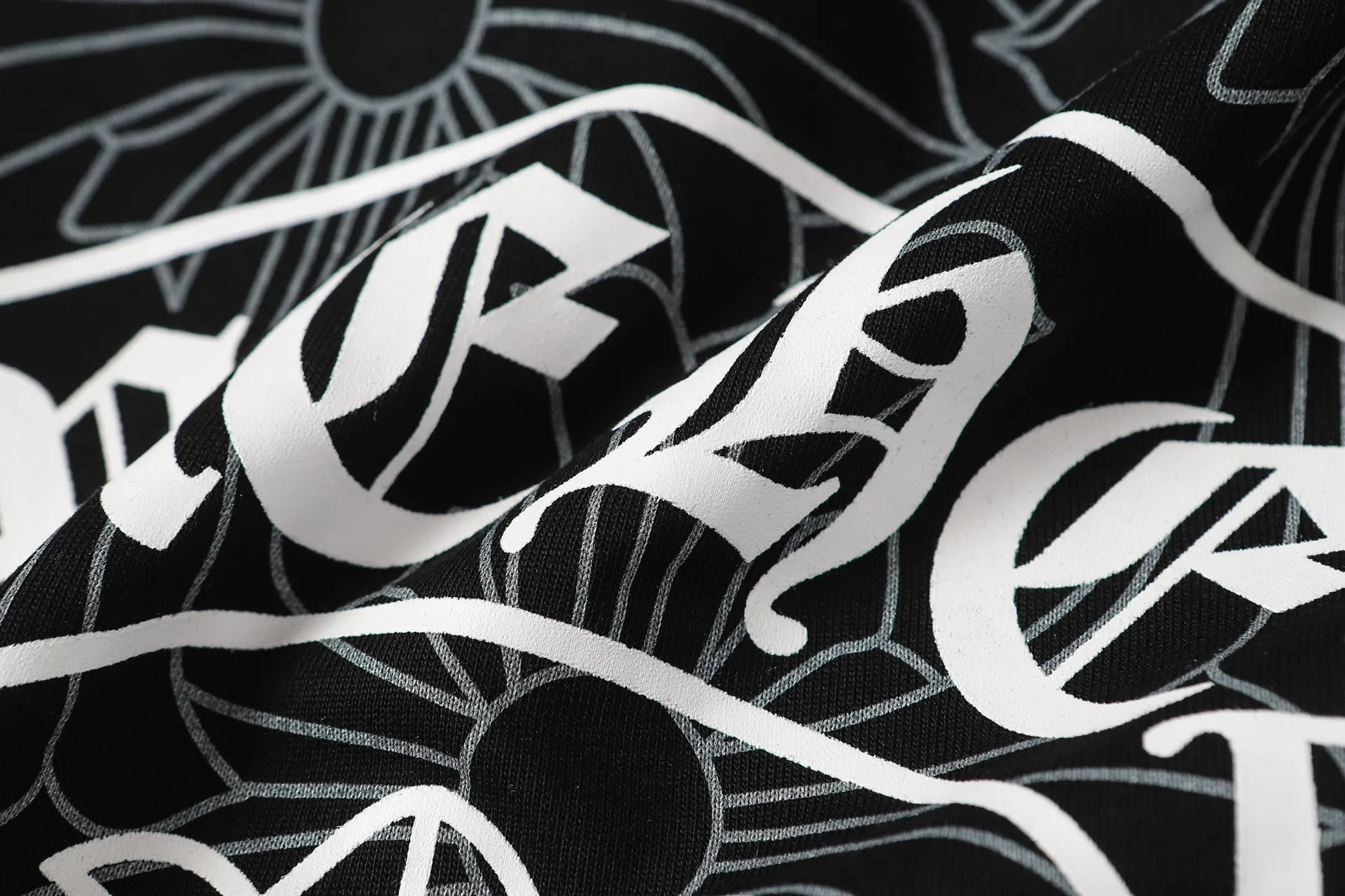 Monogram Horseshoe Print Oversized T-Shirt D10513914 — view 15