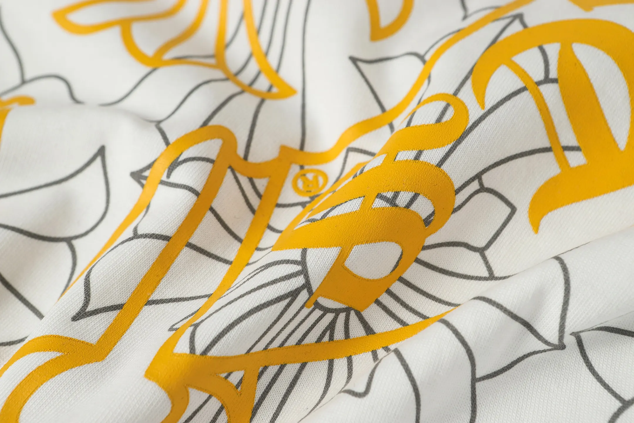Monogram Cross Print Oversized T-Shirt D10513915 — view 6
