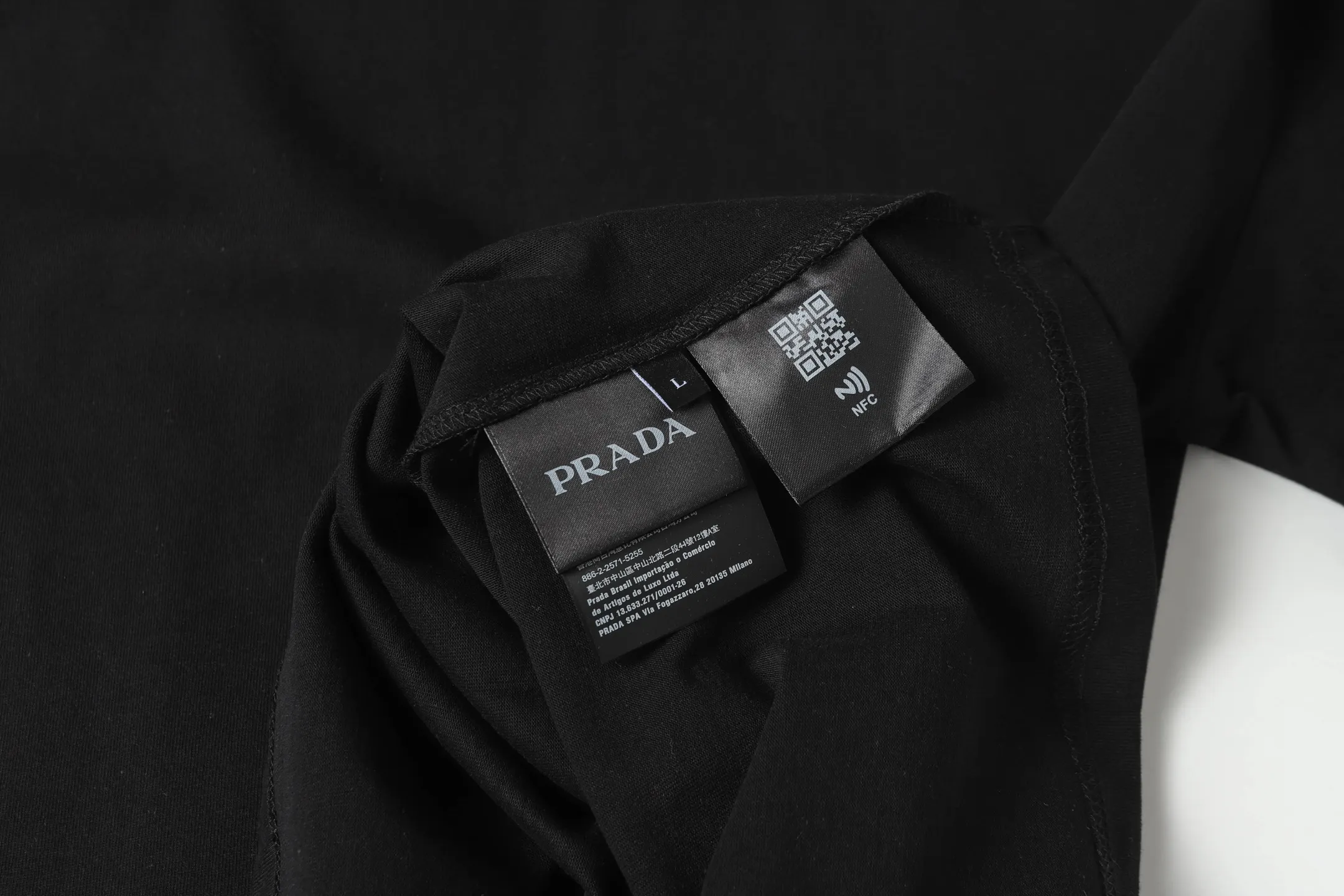 Logo-Plaque Cotton-Jersey T-Shirt D9514155 — view 6