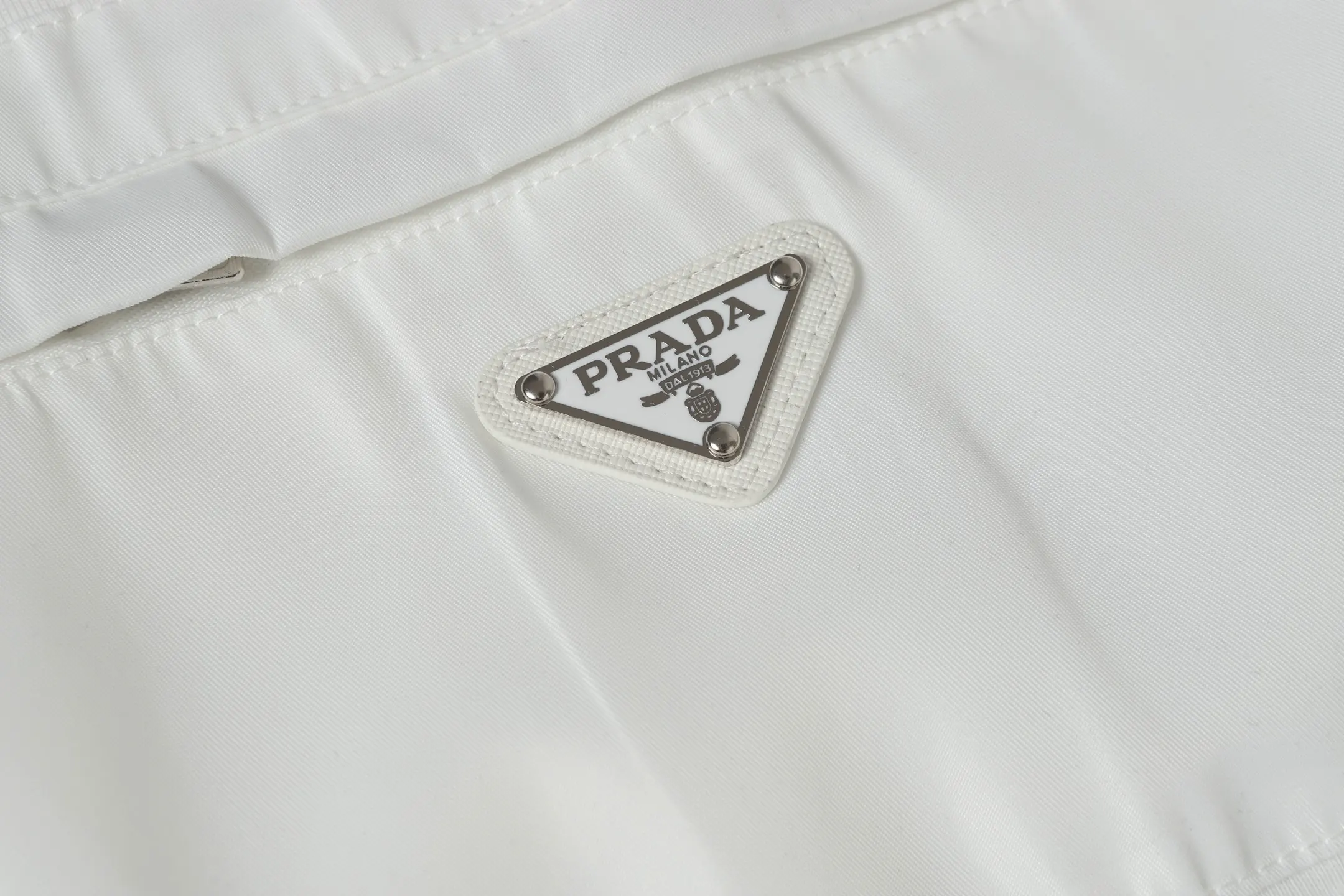 Logo-Badge Cotton-Jersey T-Shirt D9514139 — view 6