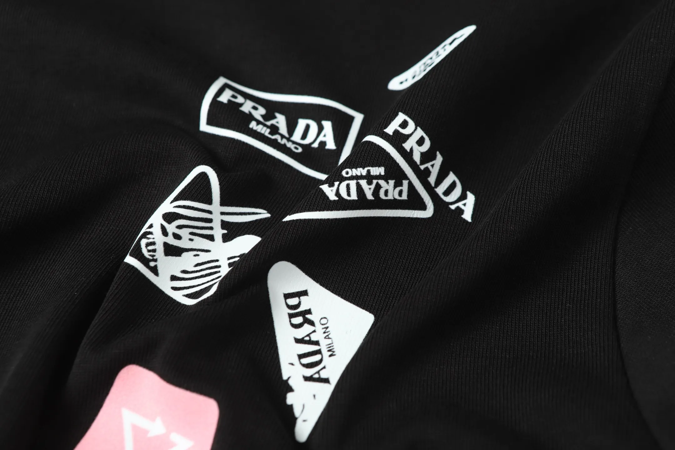 Multi-Logo Graphic Cotton T-Shirt D9014135 — view 6