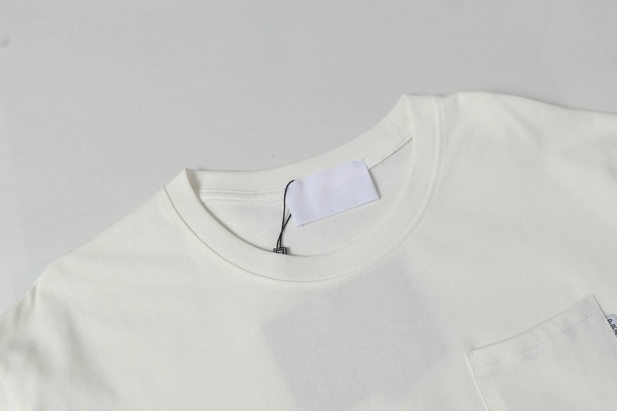 Logo-Label Pocket Cotton T-Shirt D9014132 — view 3