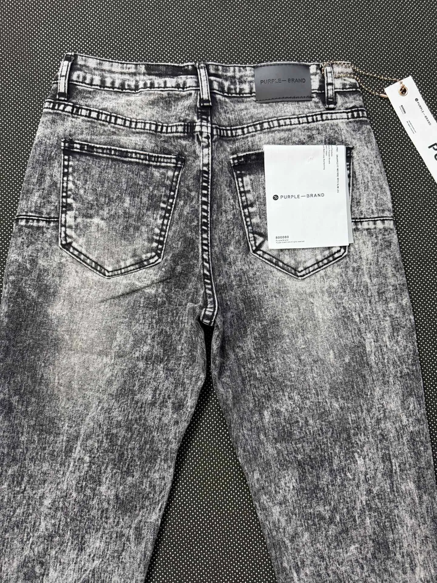 Distressed Washed Slim-Fit Jeans D16023156 — view 15