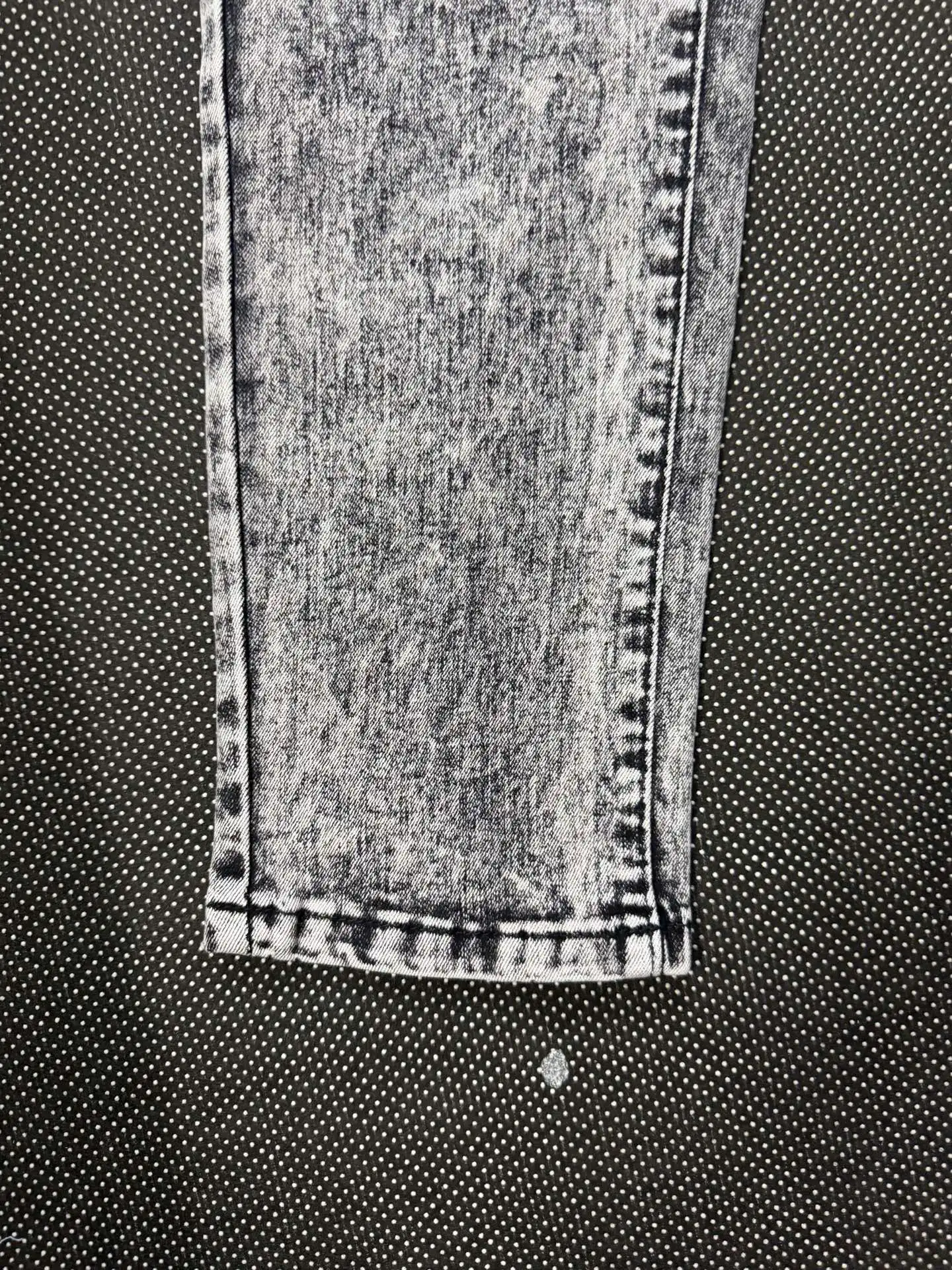Distressed Washed Slim-Fit Jeans D16023156 — view 19