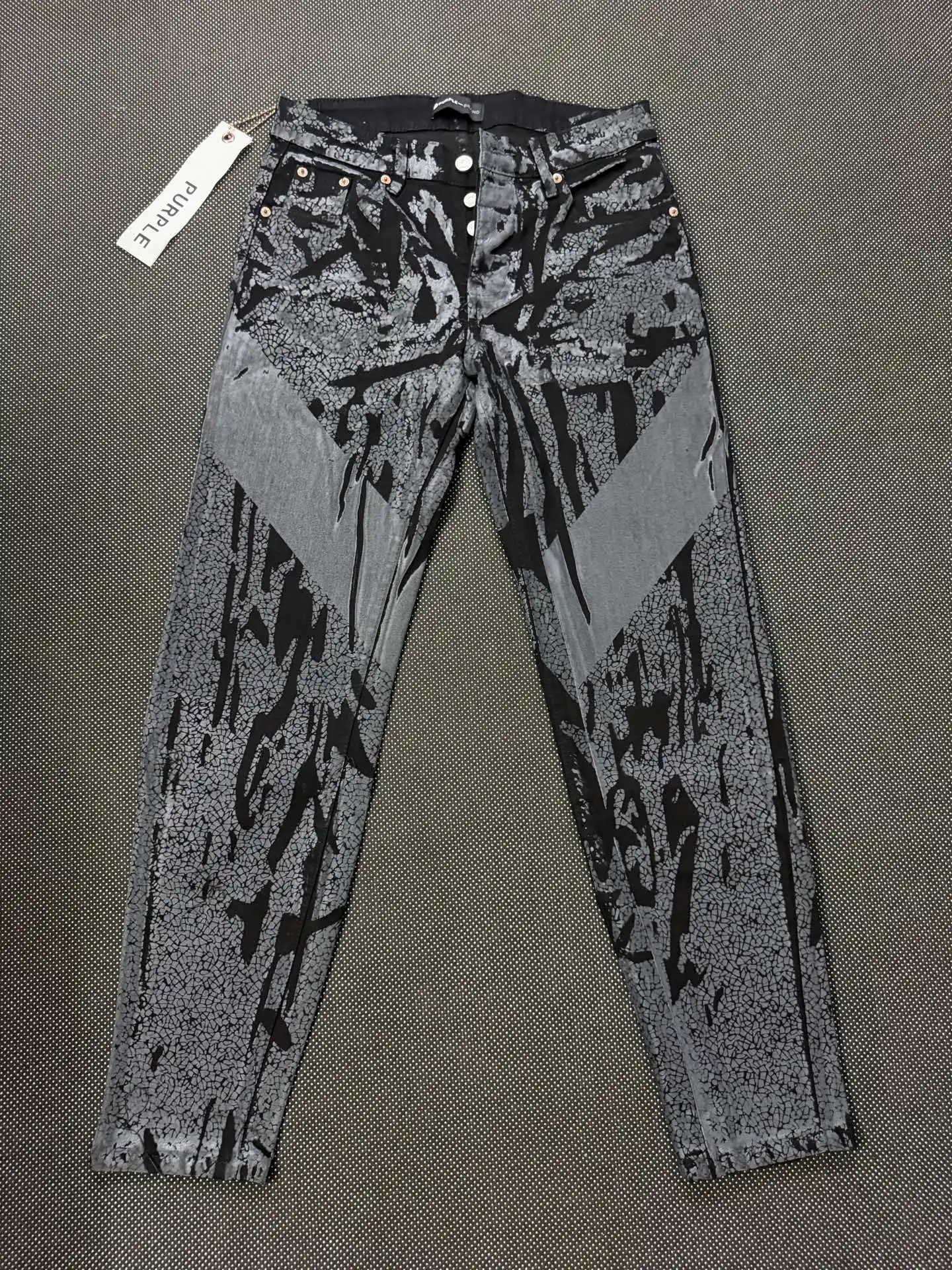Coated Pattern Slim-Fit Jeans D16023155 — view 10