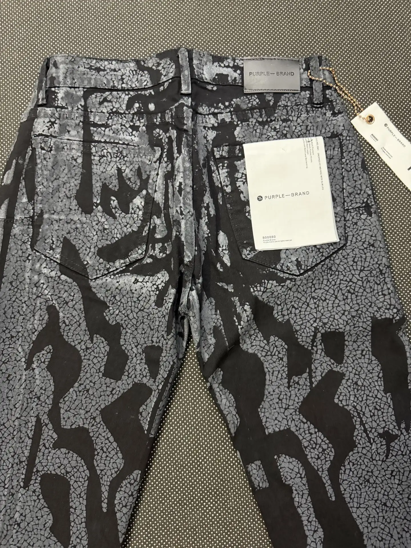 Coated Pattern Slim-Fit Jeans D16023155 — view 14