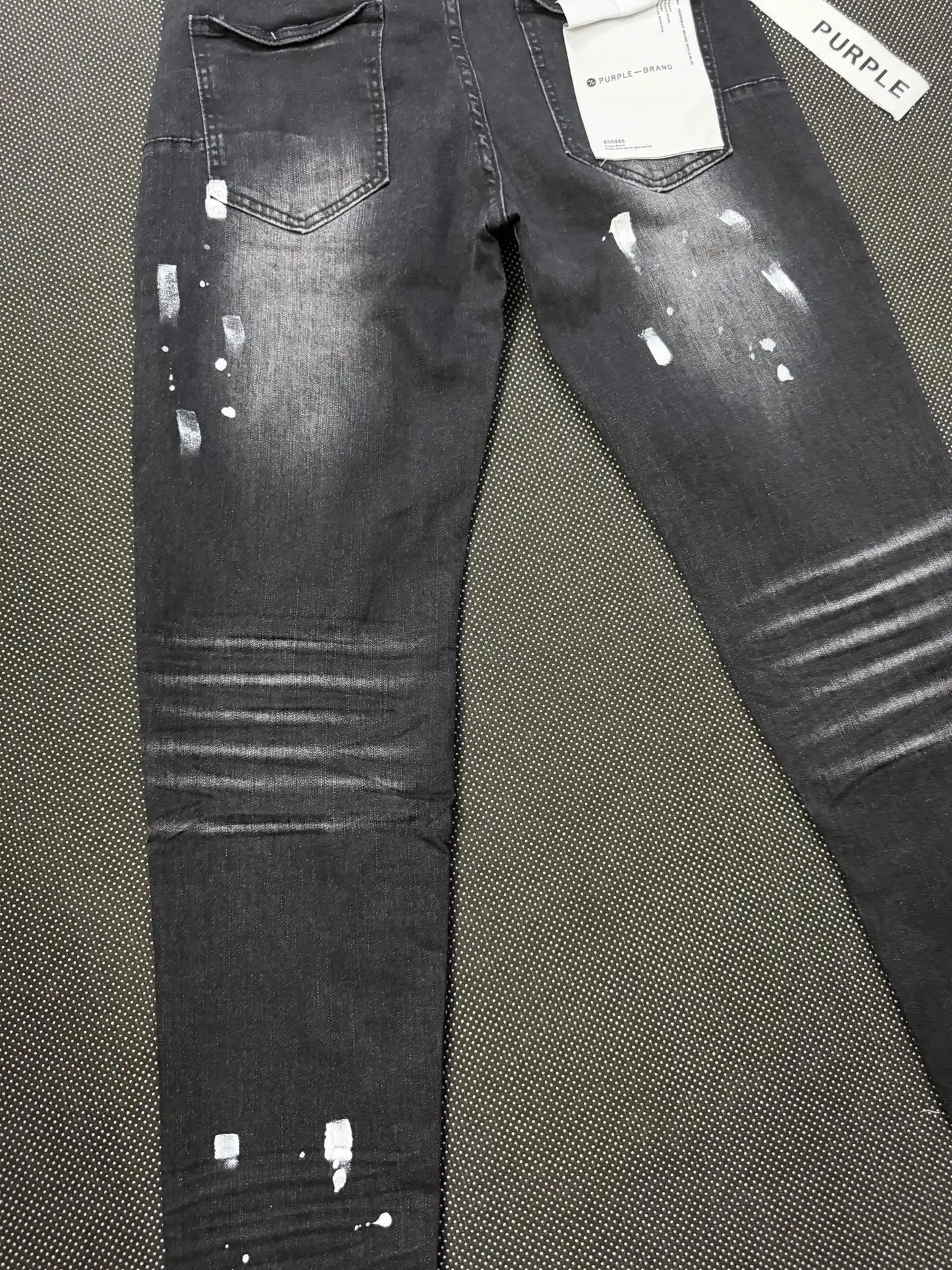 Distressed Paint-Splatter Slim-Fit Jeans D16023153 — view 17