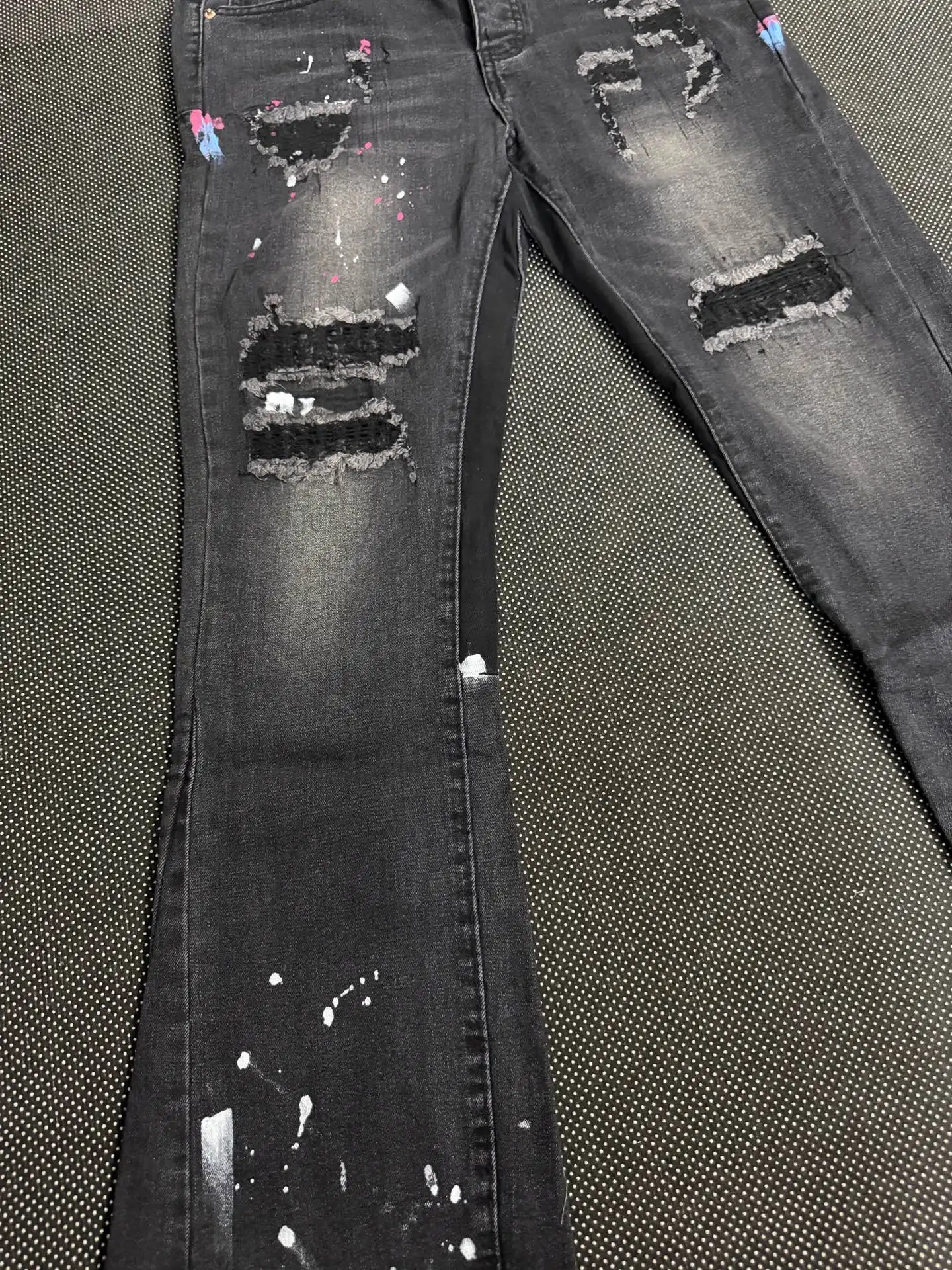 Distressed Paint-Splatter Slim-Fit Jeans D16023151 — view 13