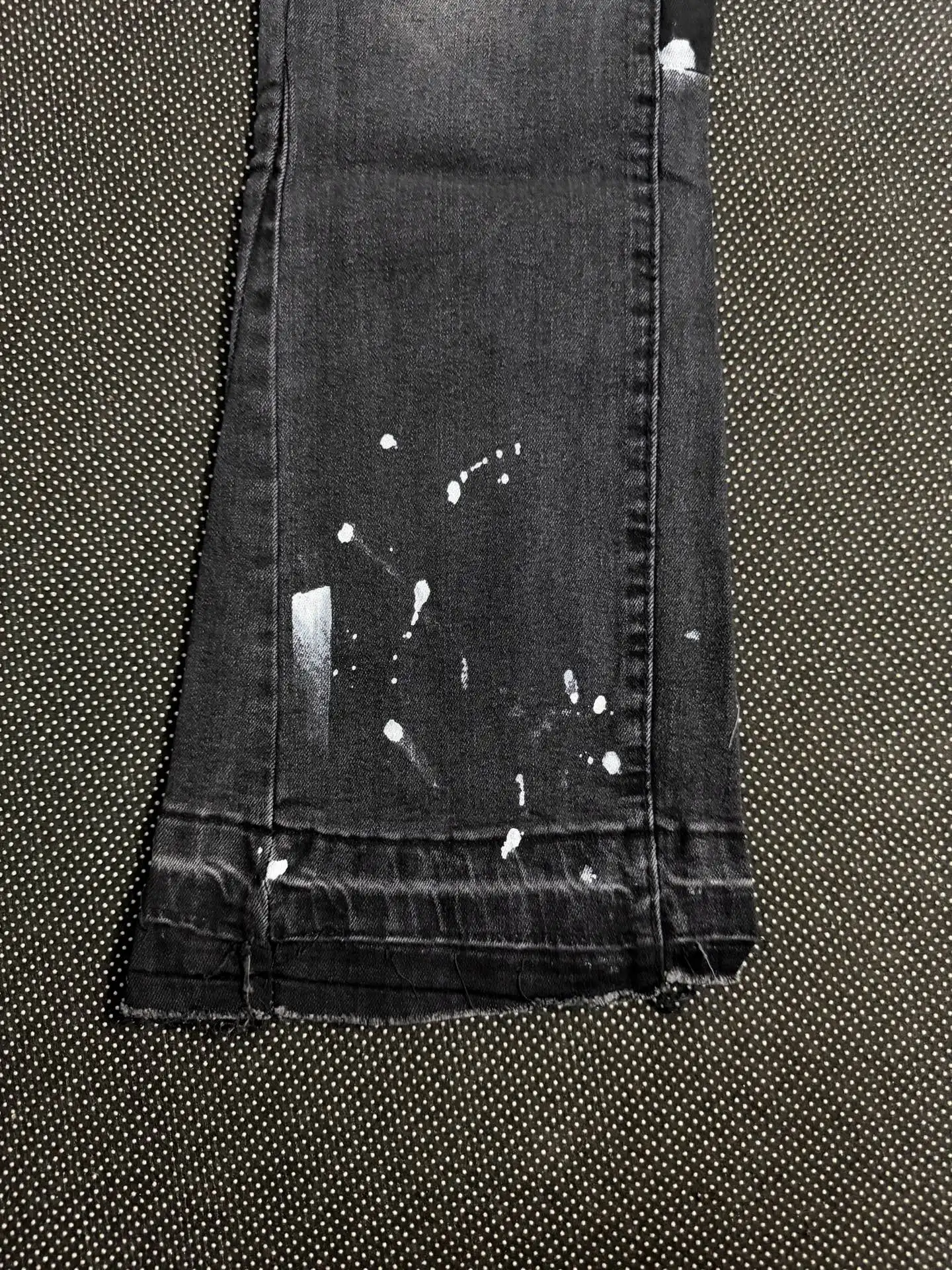 Distressed Paint-Splatter Slim-Fit Jeans D16023151 — view 14