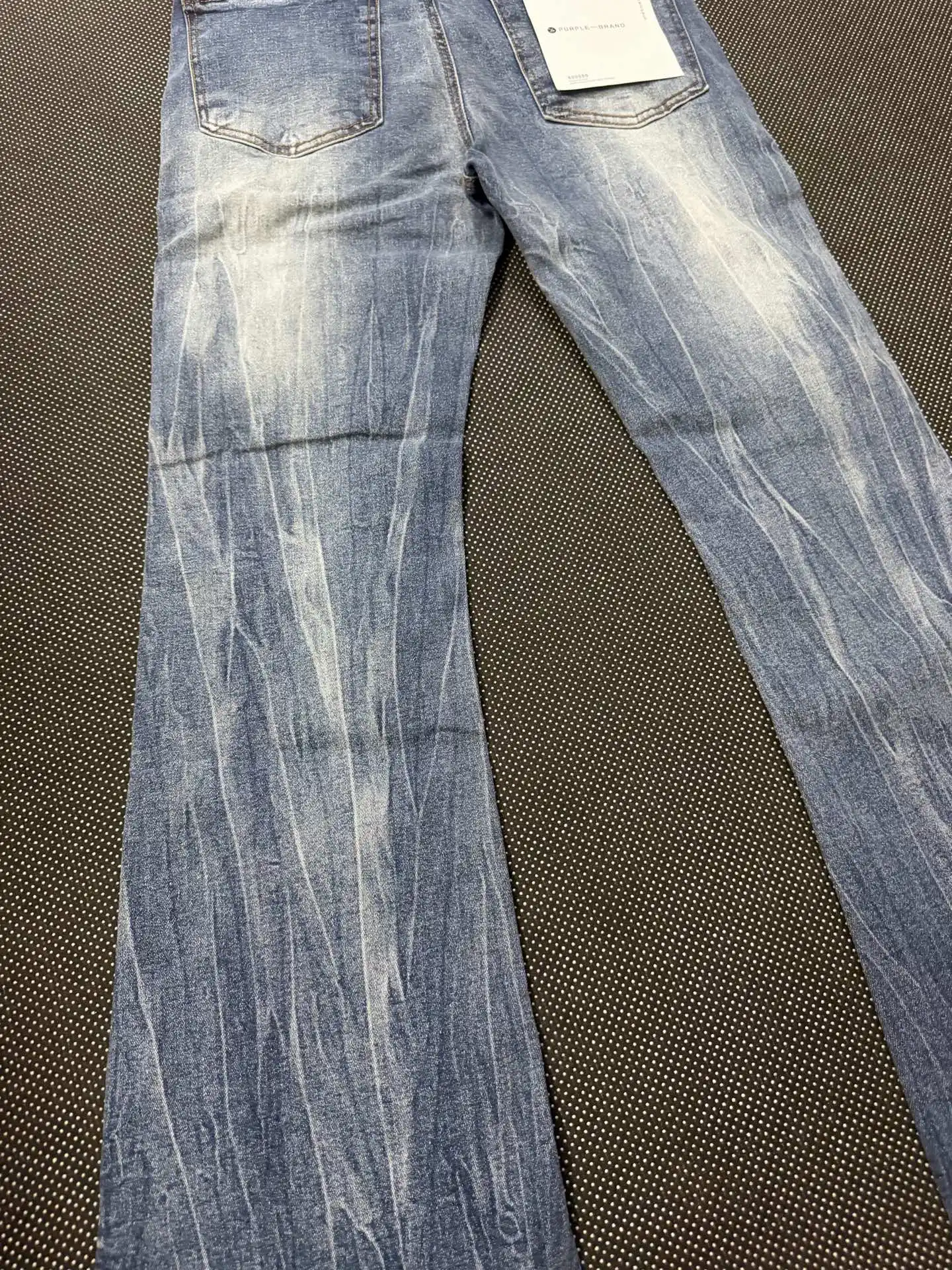 Distressed Flare-Leg Jeans D15323146 — view 8