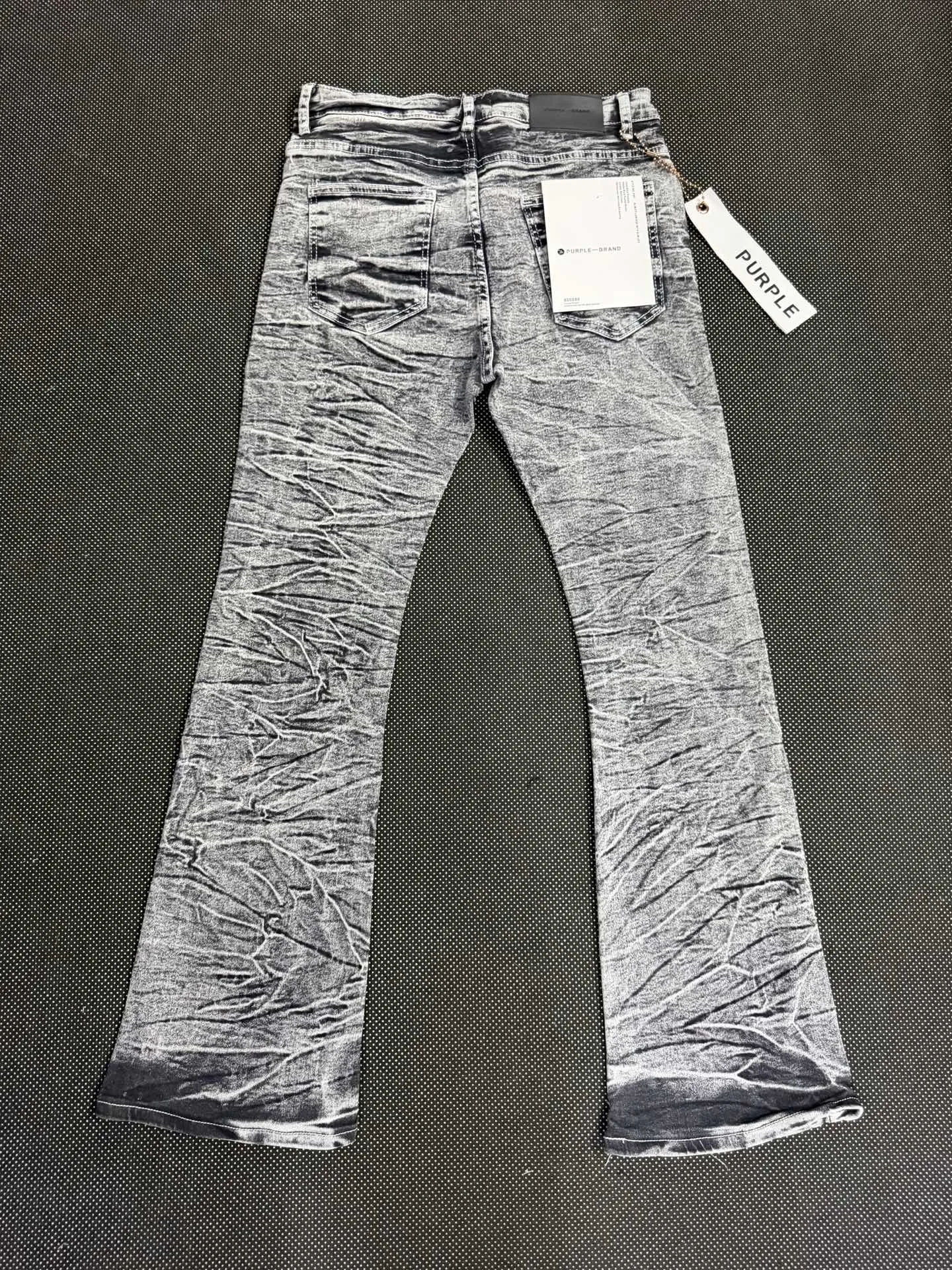 Crinkle-Effect Flared Jeans D15323145 — view 2