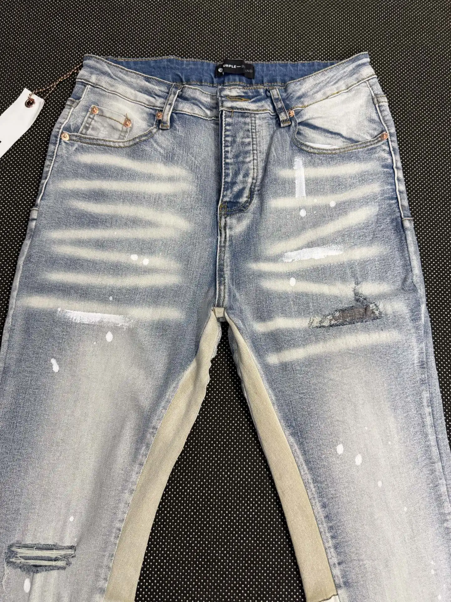 Distressed Paint-Splatter Flared Jeans D16023144 — view 3