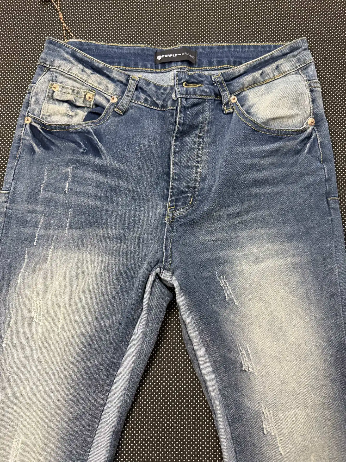 Distressed Flare-Leg Denim Jeans D16023142 — view 3