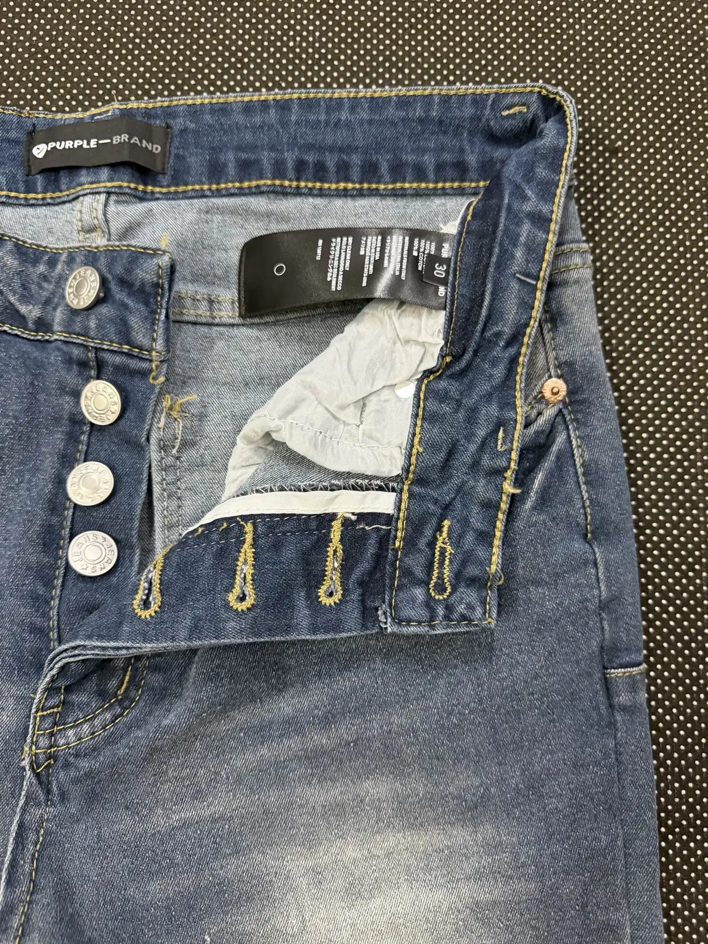 Distressed Flare-Leg Denim Jeans D16023142 — view 4