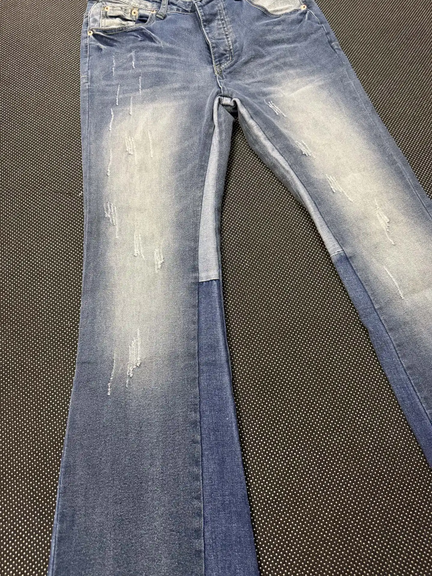 Distressed Flare-Leg Denim Jeans D16023142 — view 7