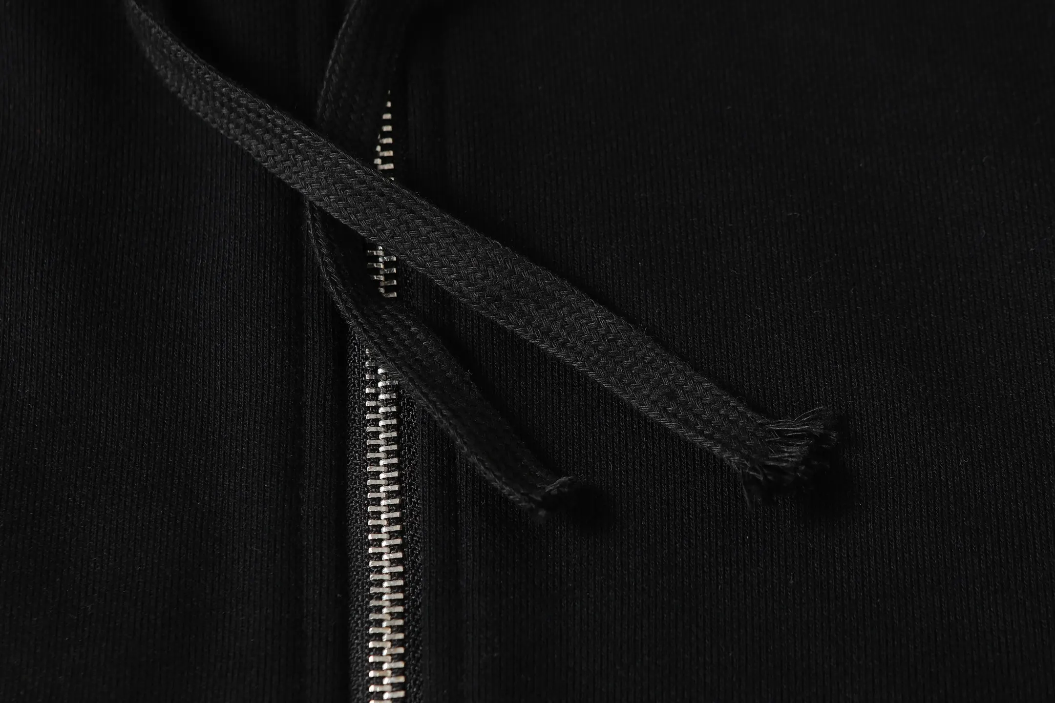 Logo-Print Zip-Up Hoodie D15013908 — view 8