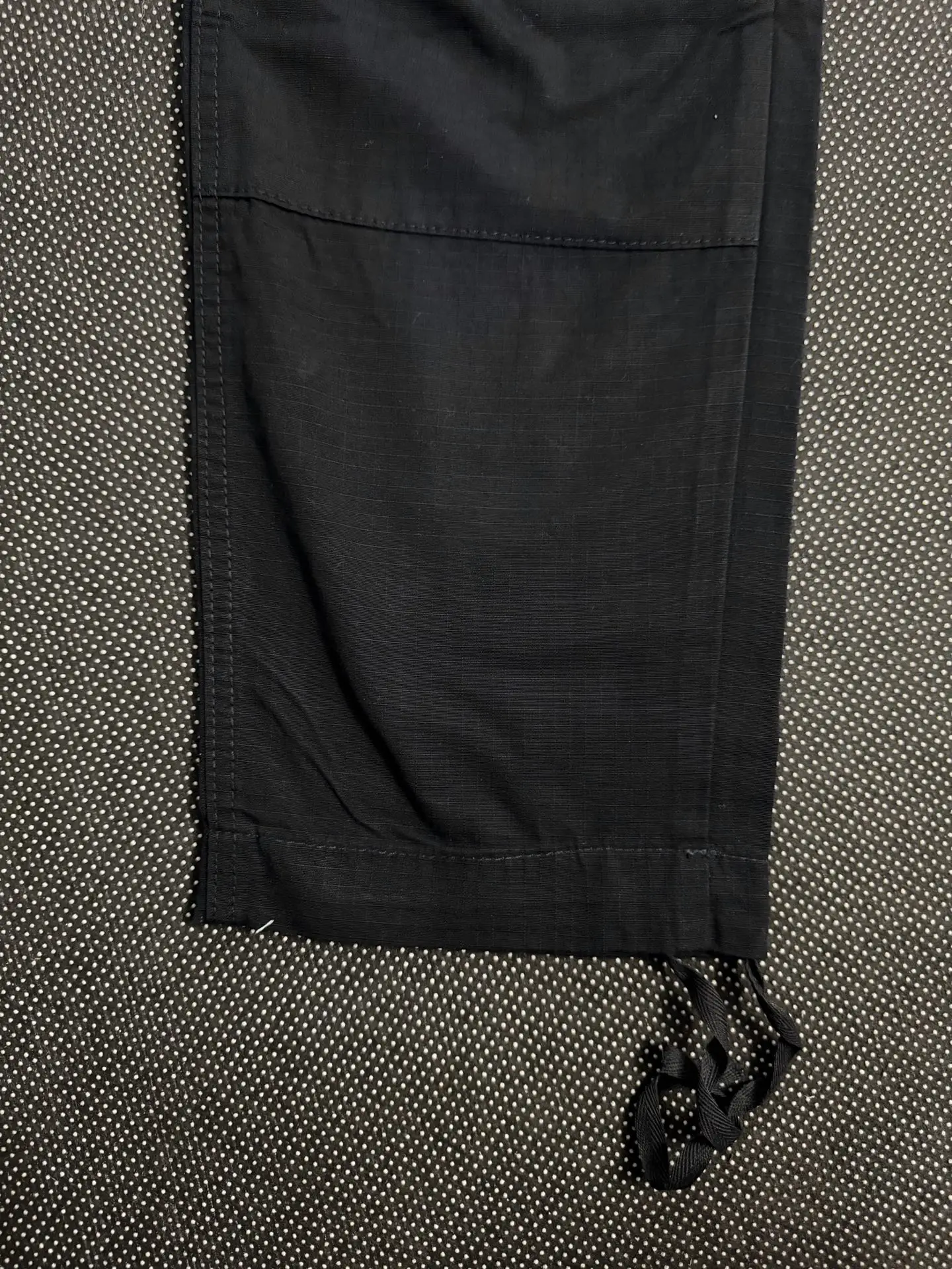 Relaxed-Fit Multi-Pocket Cargo Trousers D19023134 — view 5