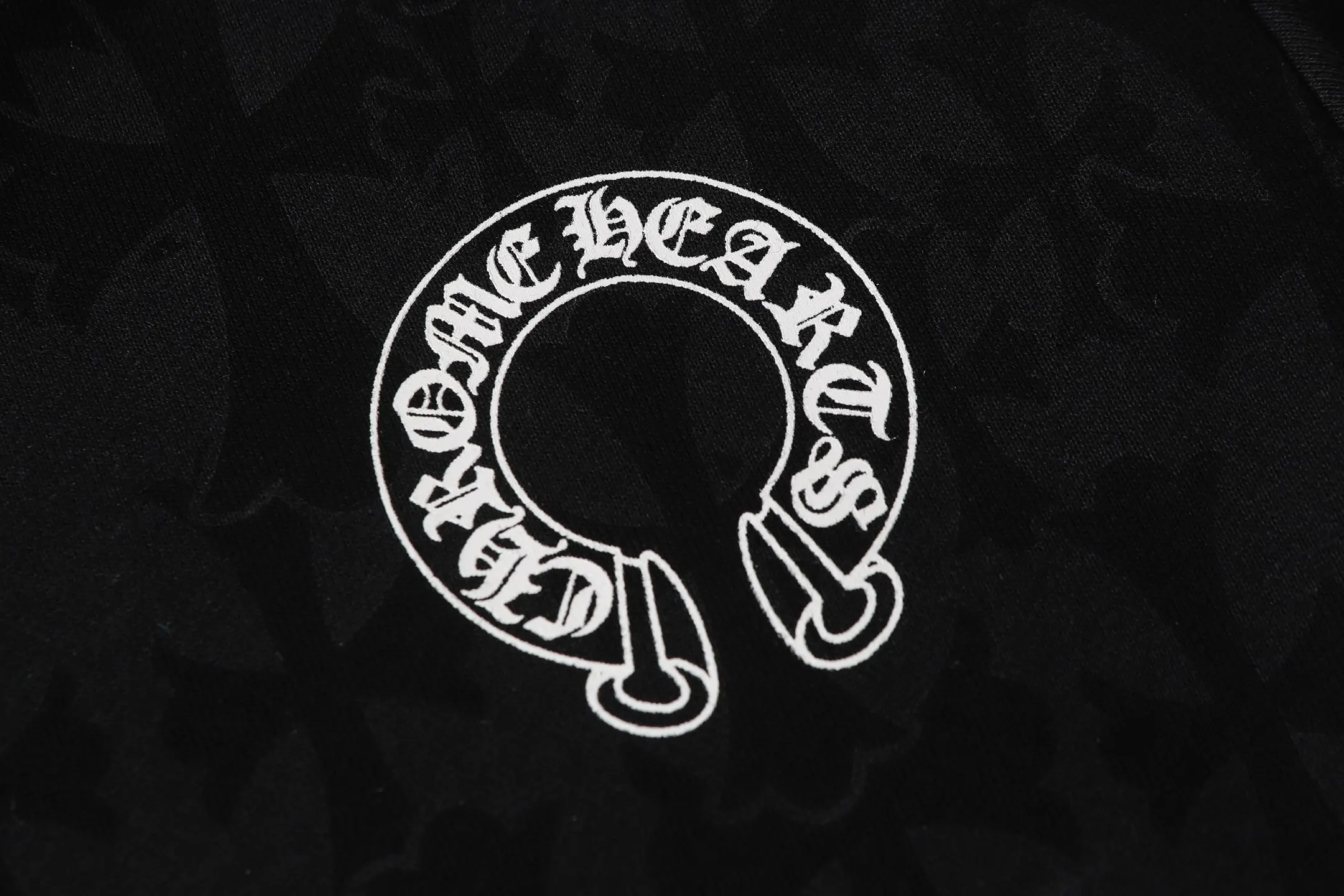Logo-Print Monogram Zip-Up Hoodie D16513898 — view 8