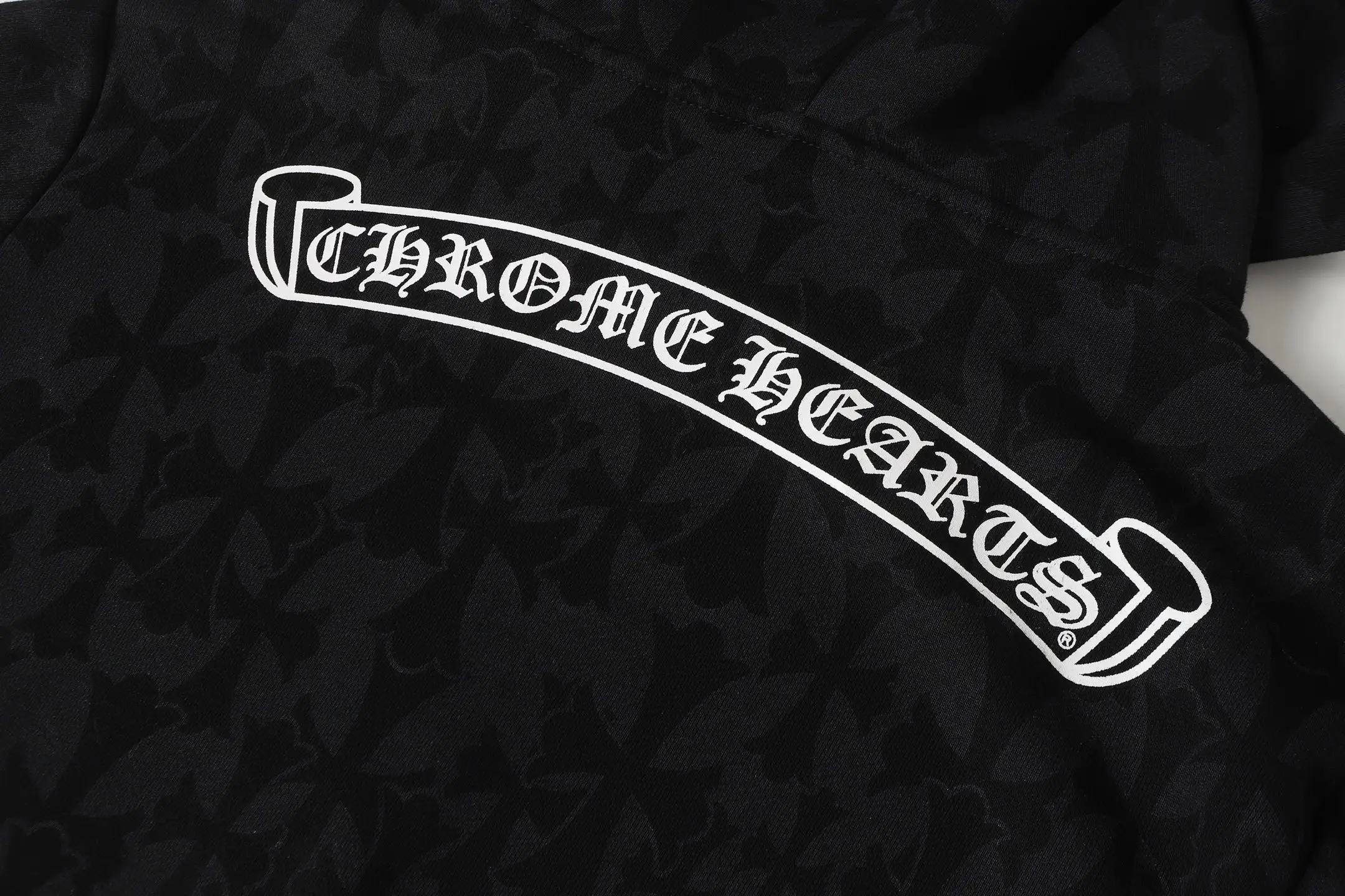 Logo-Print Monogram Zip-Up Hoodie D16513898 — view 11