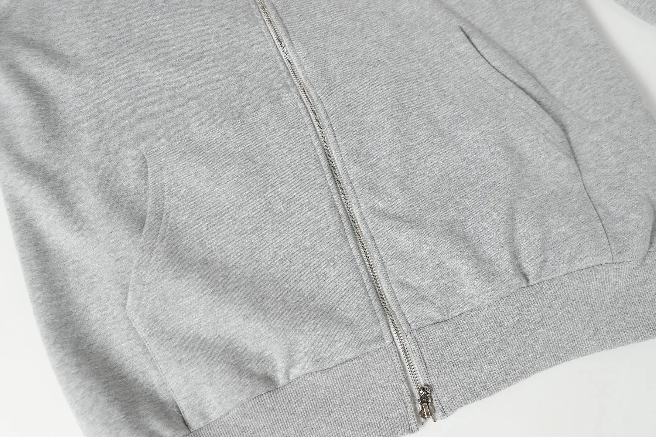 Cross Patch Zip-Up Hoodie D15013987 — view 8