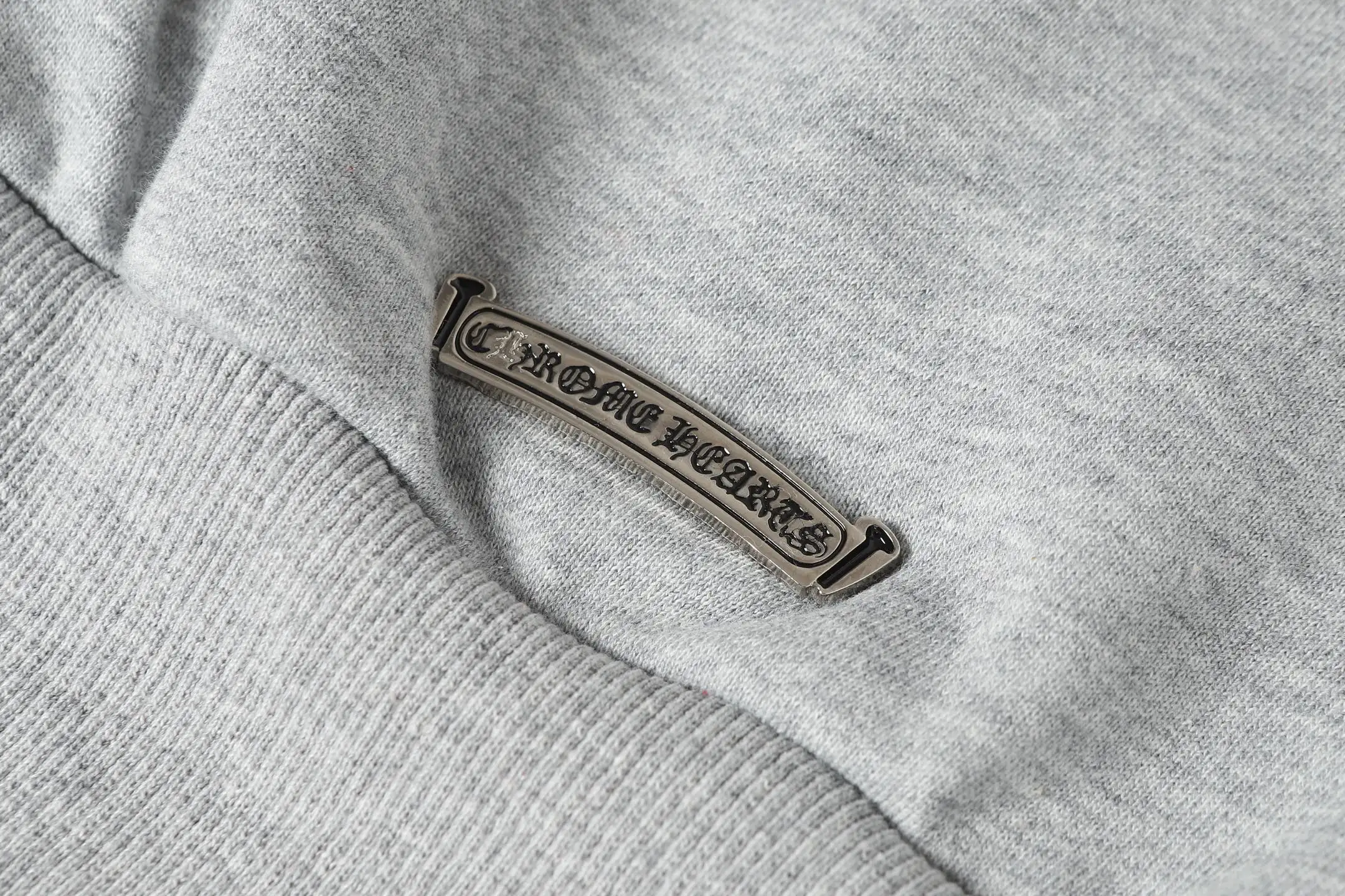 Cross Patch Zip-Up Hoodie D15013987 — view 13