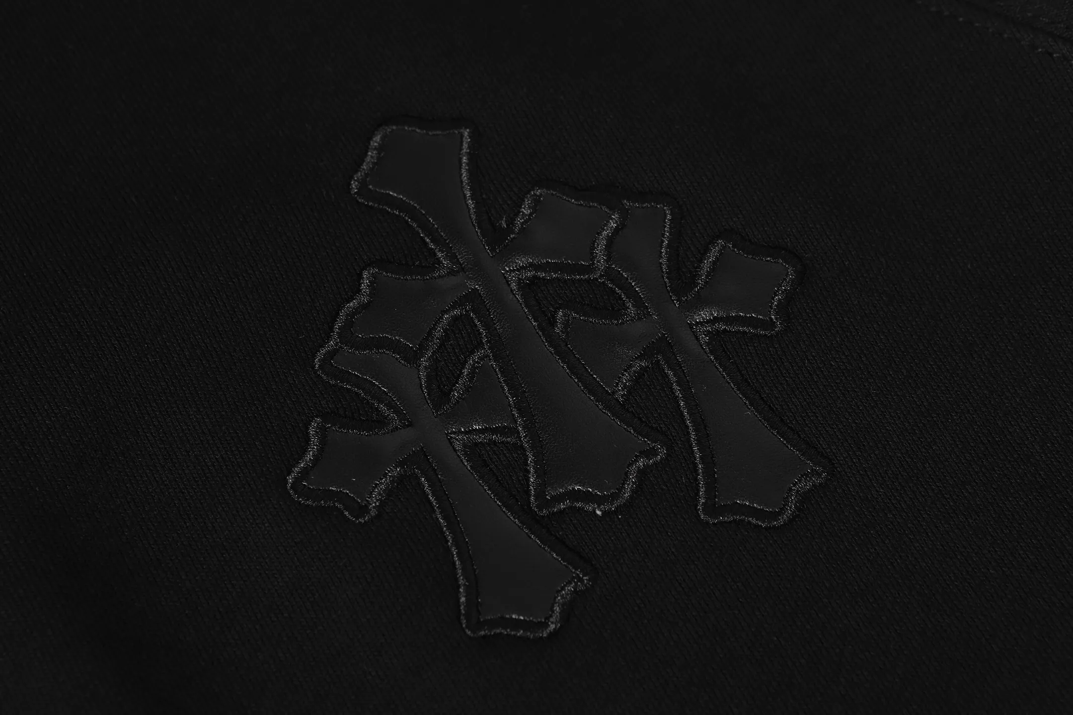 Cross Patch Zip-Up Hoodie D15013986 — view 7