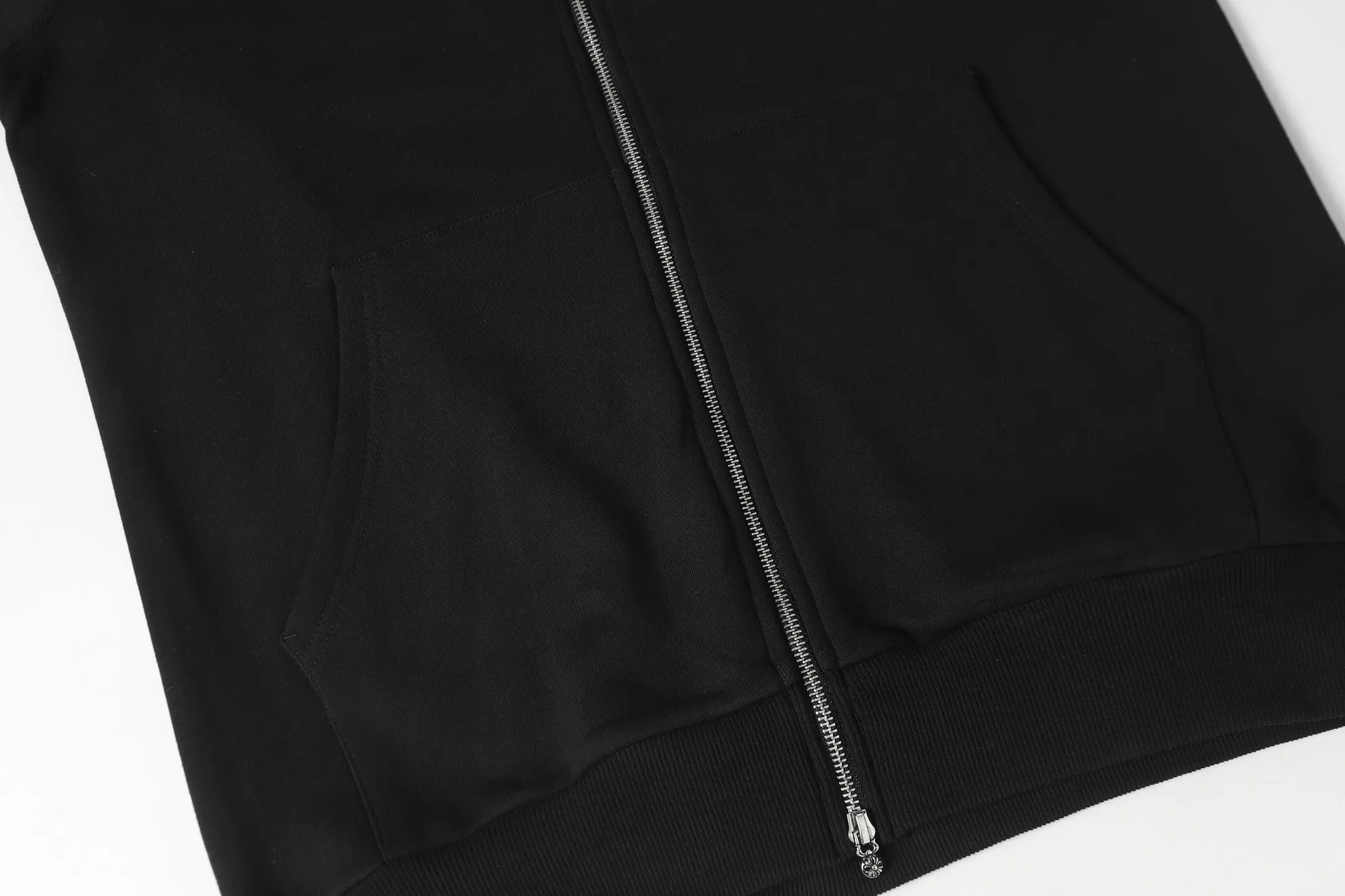 Cross Patch Zip-Up Hoodie D15013986 — view 8