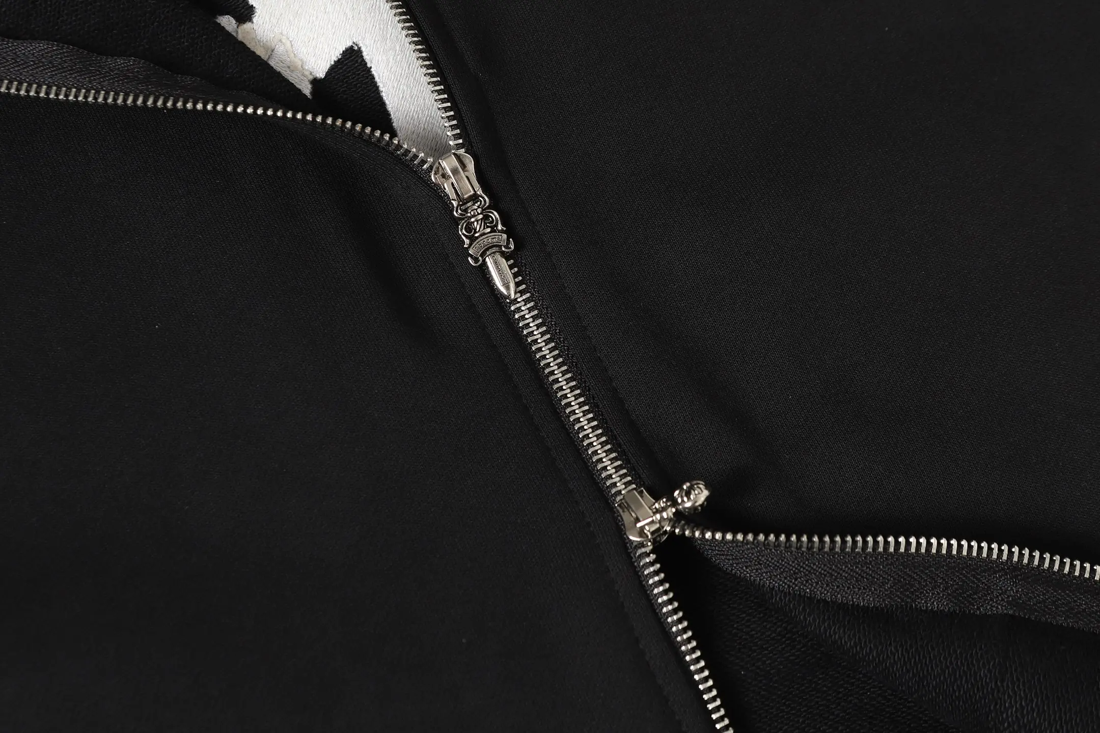 Logo-Print Zip-Up Hoodie D15513983 — view 10