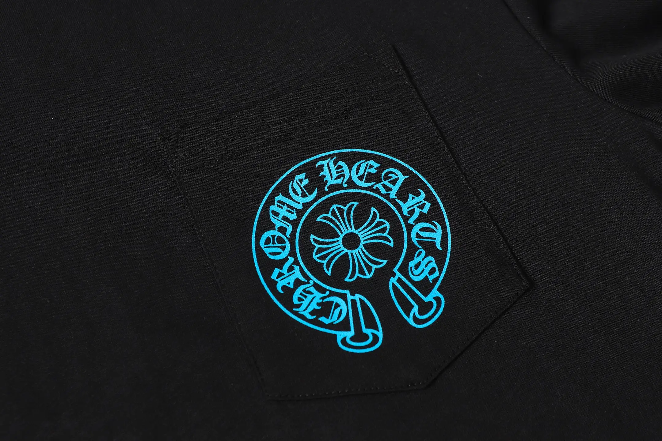 Logo Print Long-Sleeve Cotton T-Shirt D10013905 — view 5