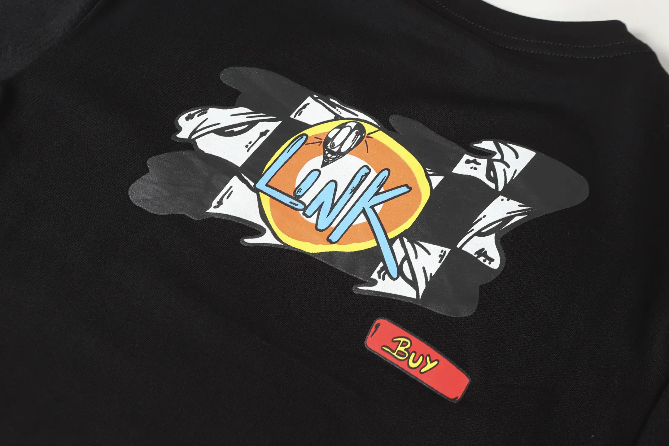 Graffiti Print Long-Sleeve T-Shirt D10013901 — view 11