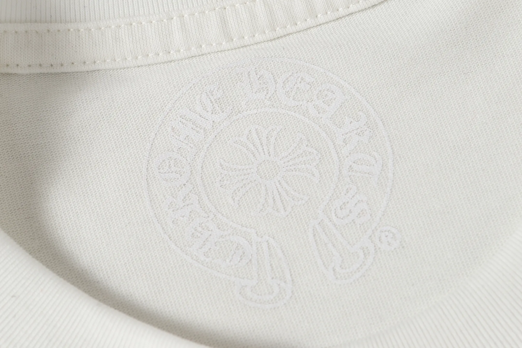 Logo Print Long-Sleeve Pocket T-Shirt D10013903 — view 4