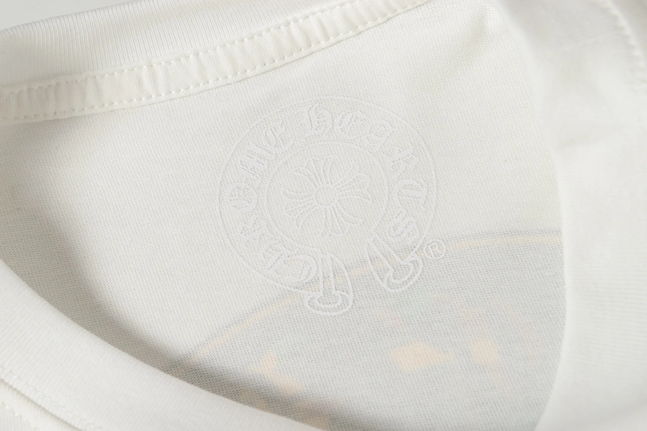 Logo-Print Cotton-Jersey Long-Sleeve T-Shirt D10013895 — view 5