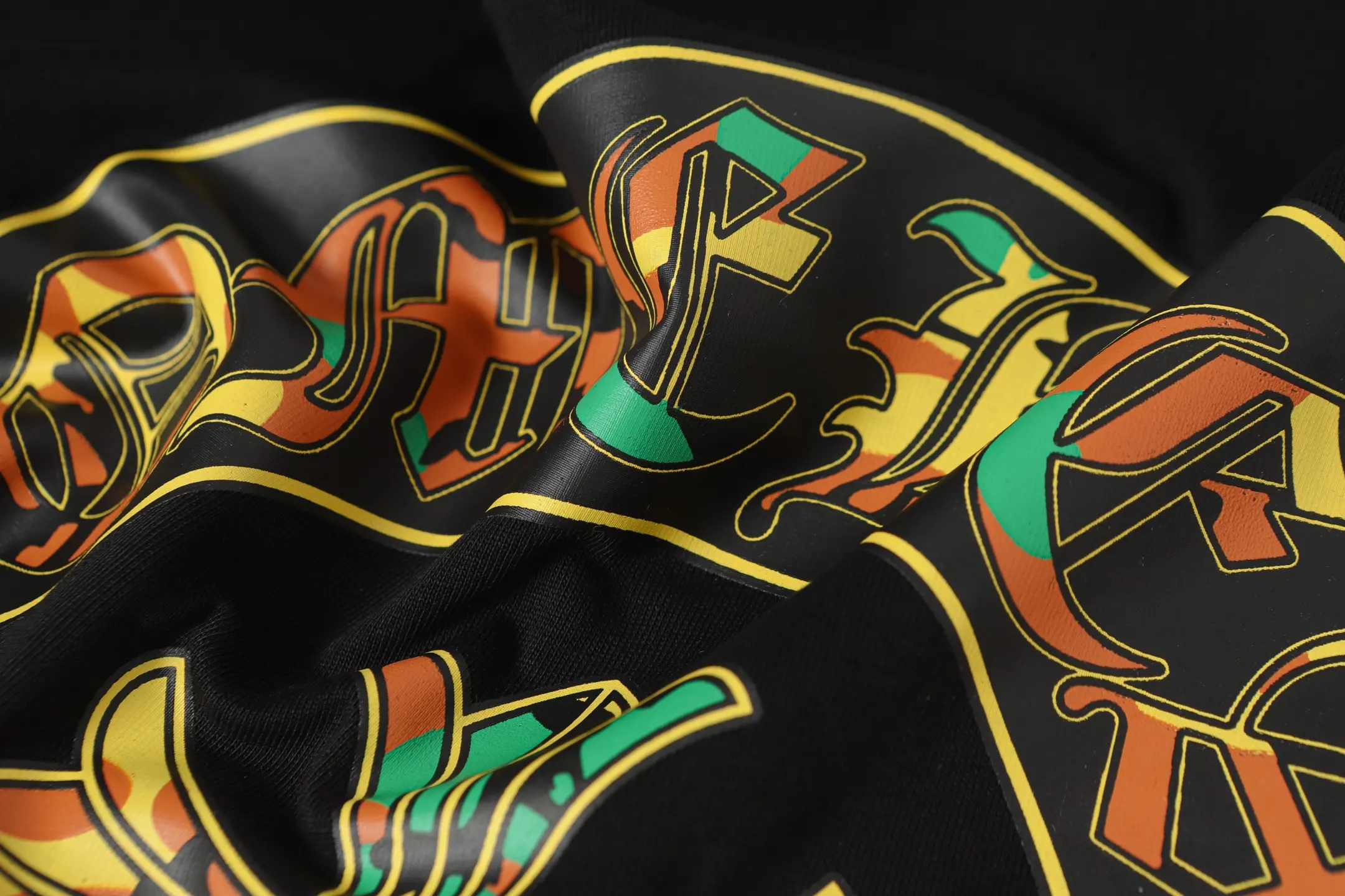 Logo Print Long-Sleeve T-Shirt D10013894 — view 13
