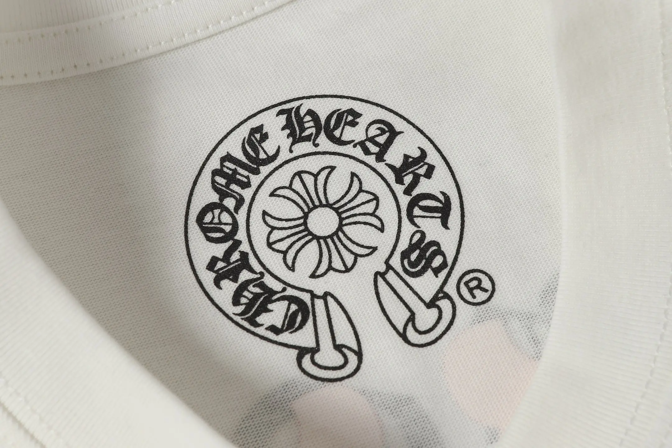 Logo-Print Cotton-Jersey Long-Sleeve T-Shirt D10013887 — view 5