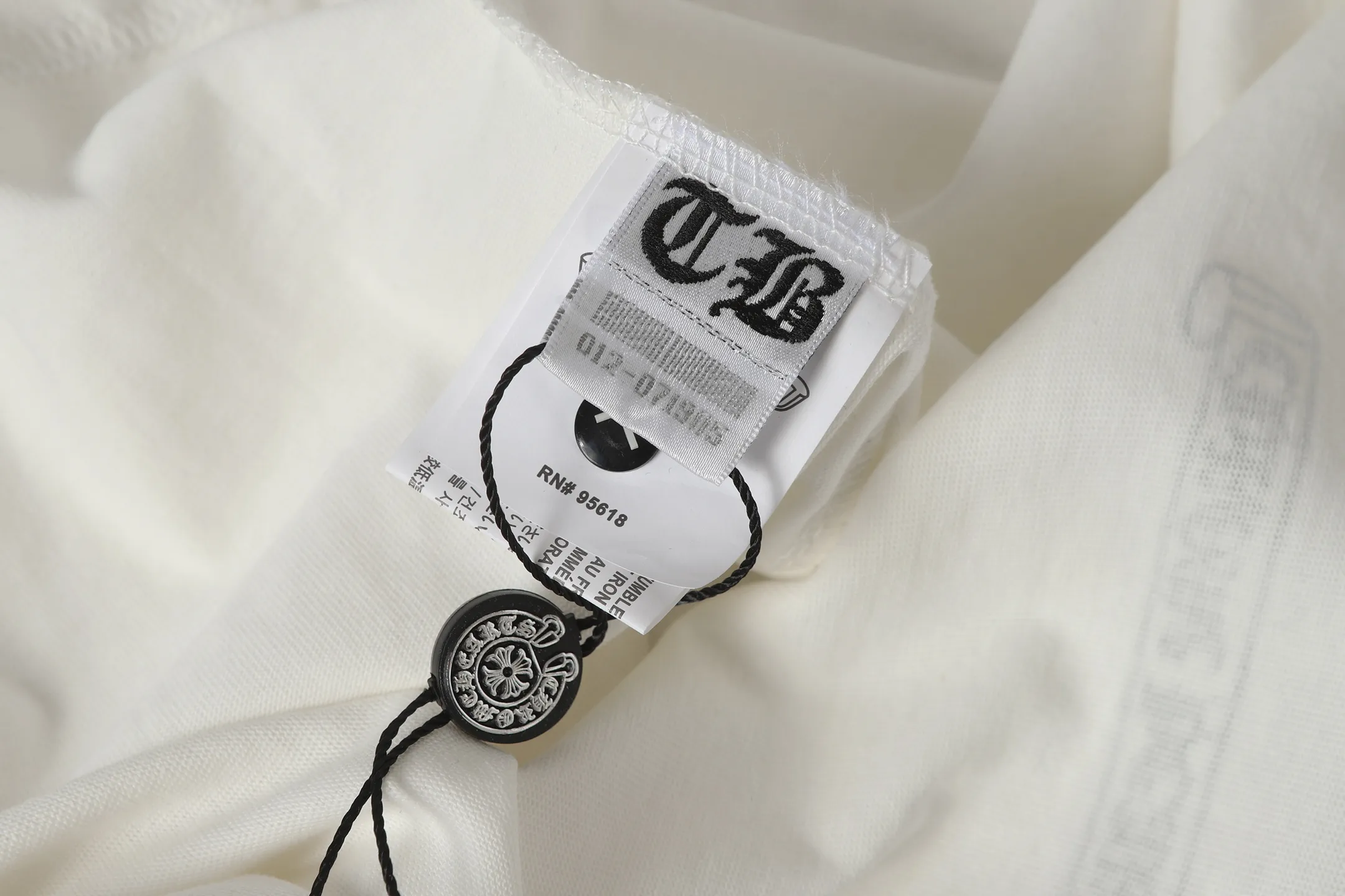 Logo-Print Cotton-Jersey Long-Sleeve T-Shirt D10013887 — view 9